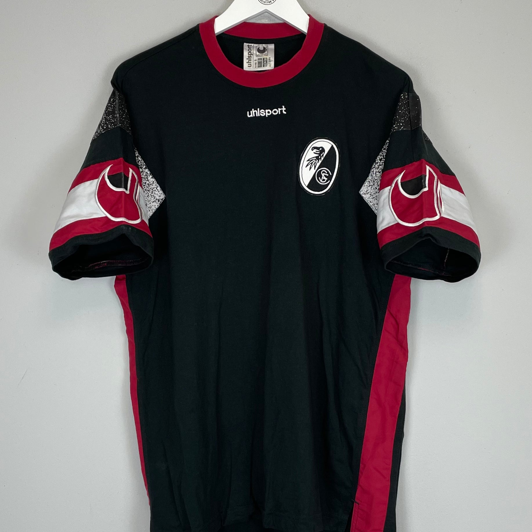 Shop 1996/97 FREIBURG T-SHIRT (M) UHLSPORT, classic football shirts, vintage football shirts & retro soccer jerseys at Cult Kits