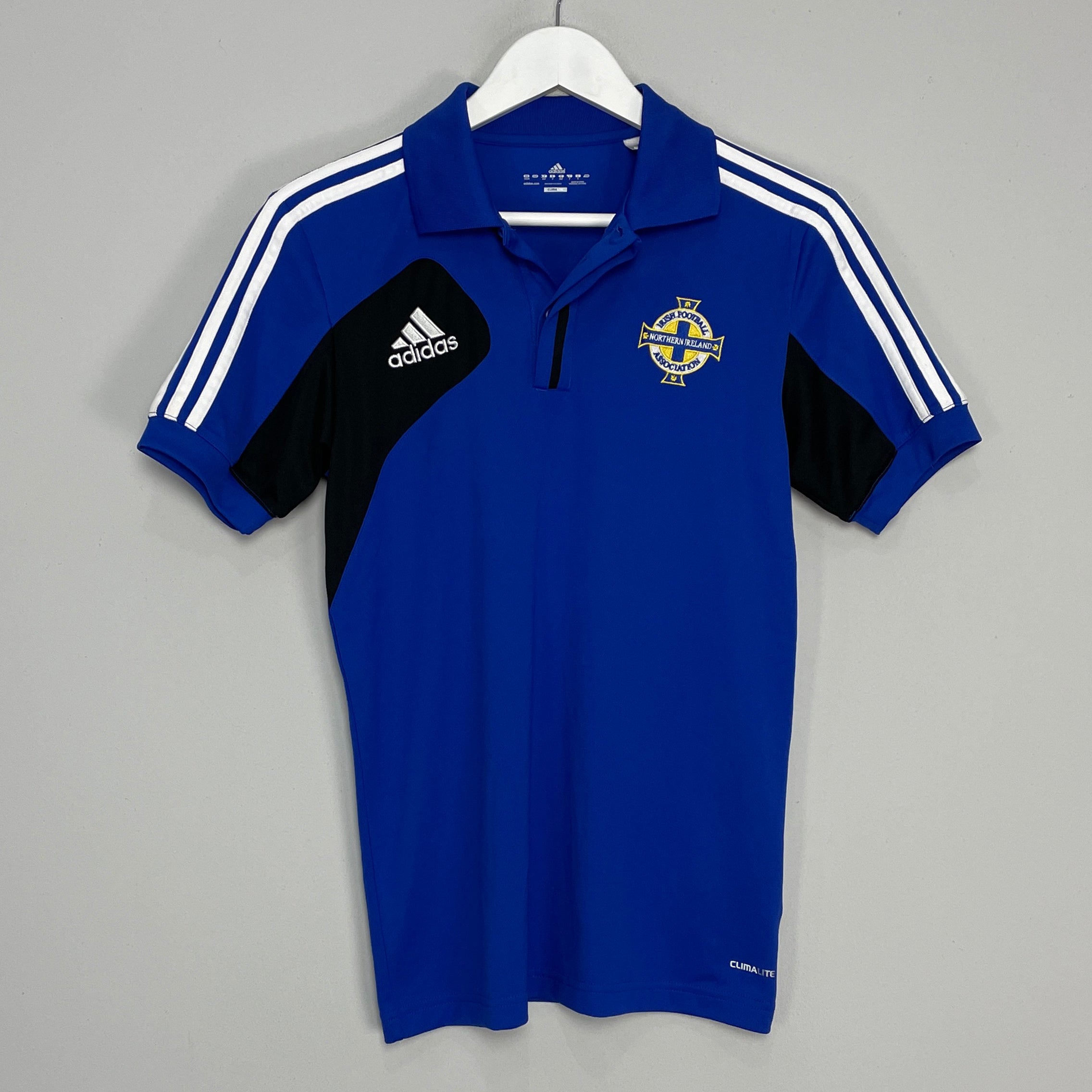 Shop 2012/13 NORTHERN IRELAND TRAINING SHIRT (XS) ADIDAS, classic football shirts, vintage football shirts & retro soccer jerseys at Cult Kits