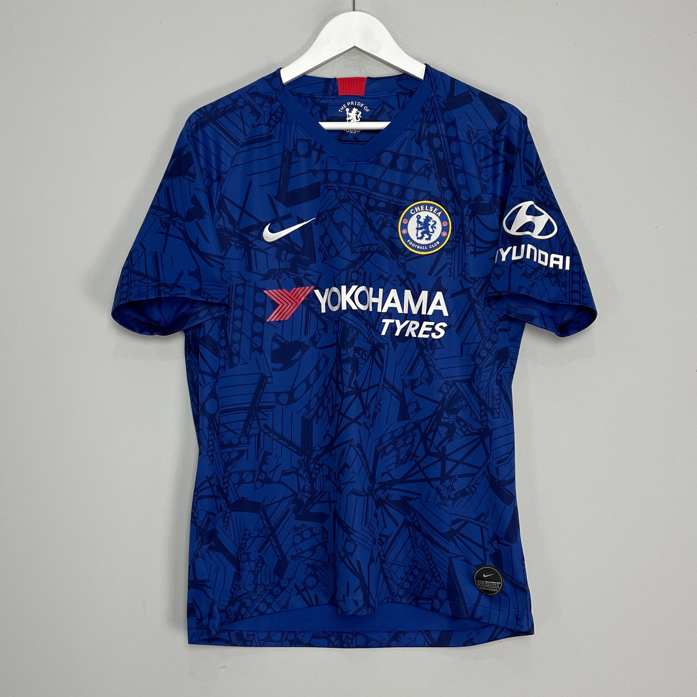 Shop 2019/20 CHELSEA HOME SHIRT (L) NIKE, classic football shirts, vintage football shirts & retro soccer jerseys at Cult Kits