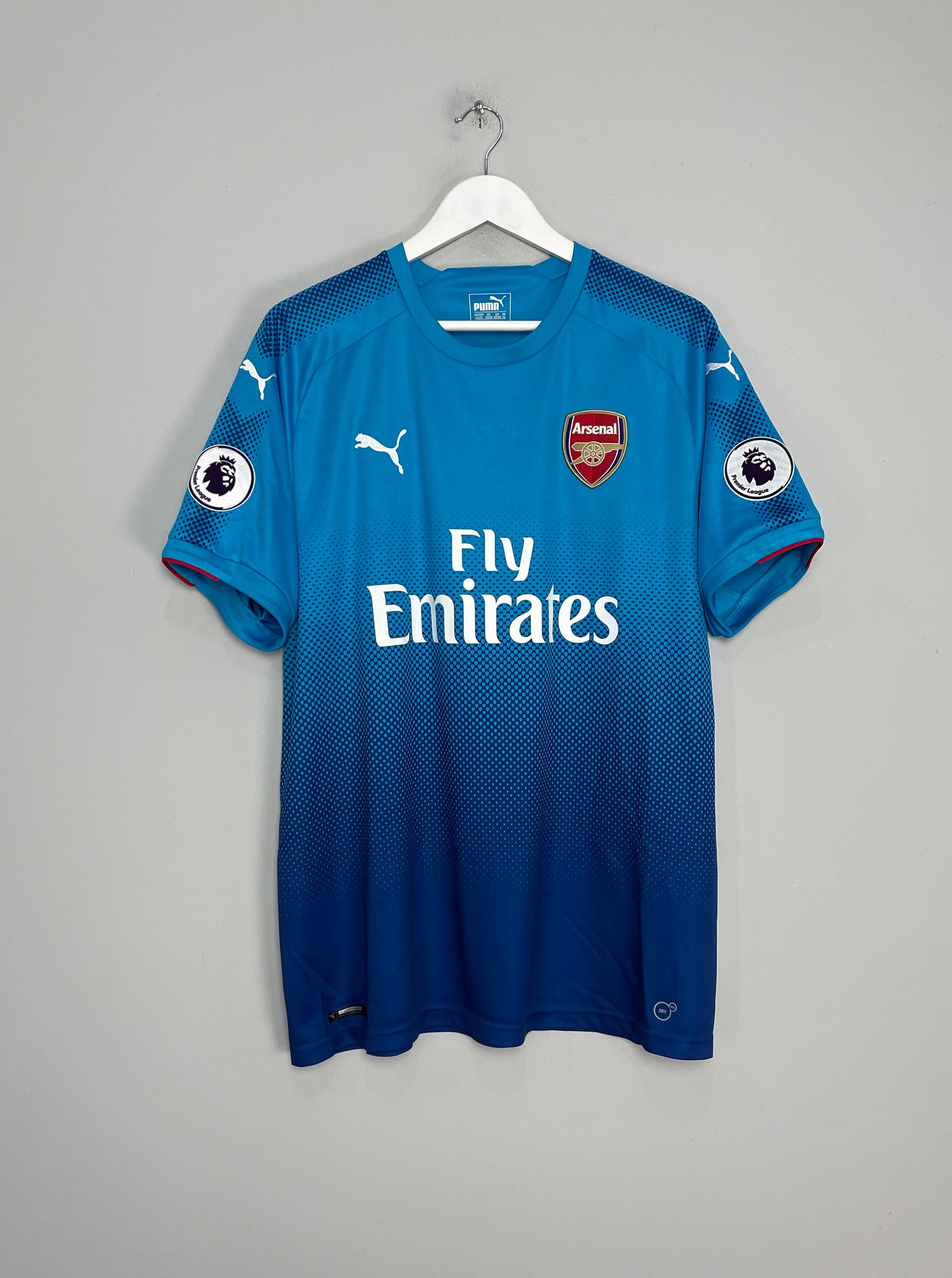 Shop 2017/18 ARSENAL MONREAL #18 AWAY SHIRT (XL) PUMA, classic football shirts, vintage football shirts & retro soccer jerseys at Cult Kits