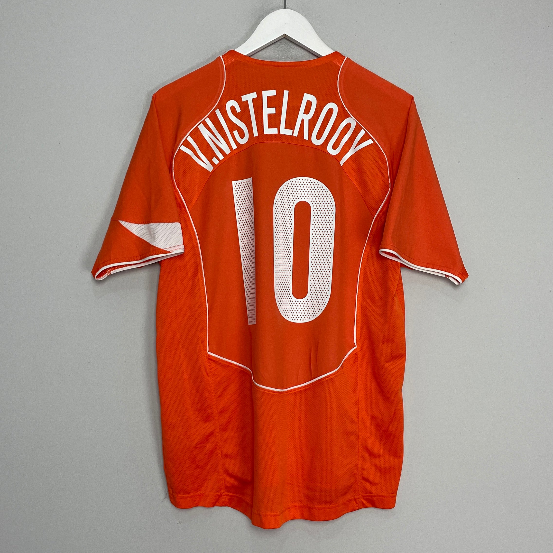 Shop 2004/06 NETHERLANDS V.NISTELROOY #10 HOME SHIRT (M) NIKE, classic football shirts, vintage football shirts & retro soccer jerseys at Cult Kits