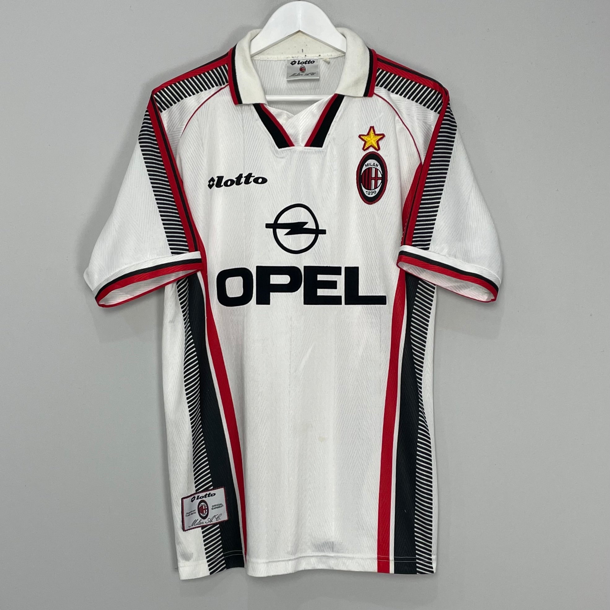 Shop 1997/98 AC MILAN AWAY SHIRT (XL) LOTTO, classic football shirts, vintage football shirts & retro soccer jerseys at Cult Kits