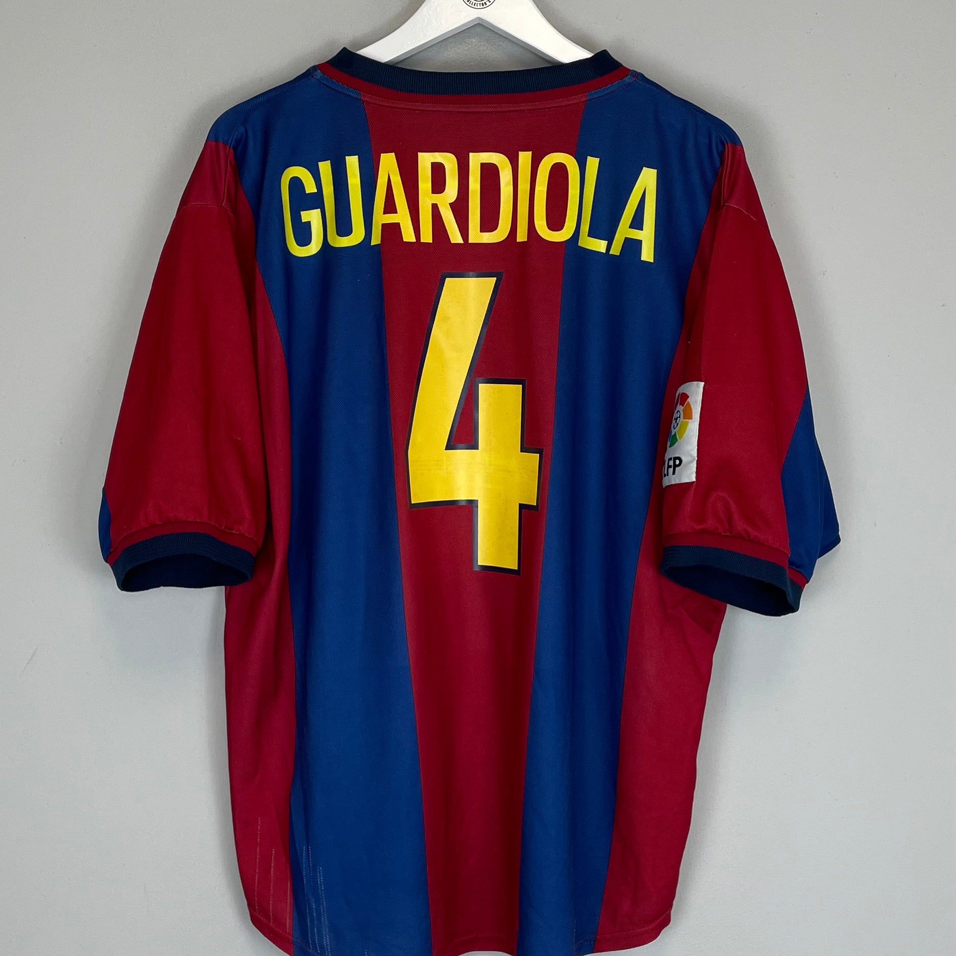 Shop 1998/00 BARCELONA GUARDIOLA #4 HOME SHIRT (XL) NIKE, classic football shirts, vintage football shirts & retro soccer jerseys at Cult Kits