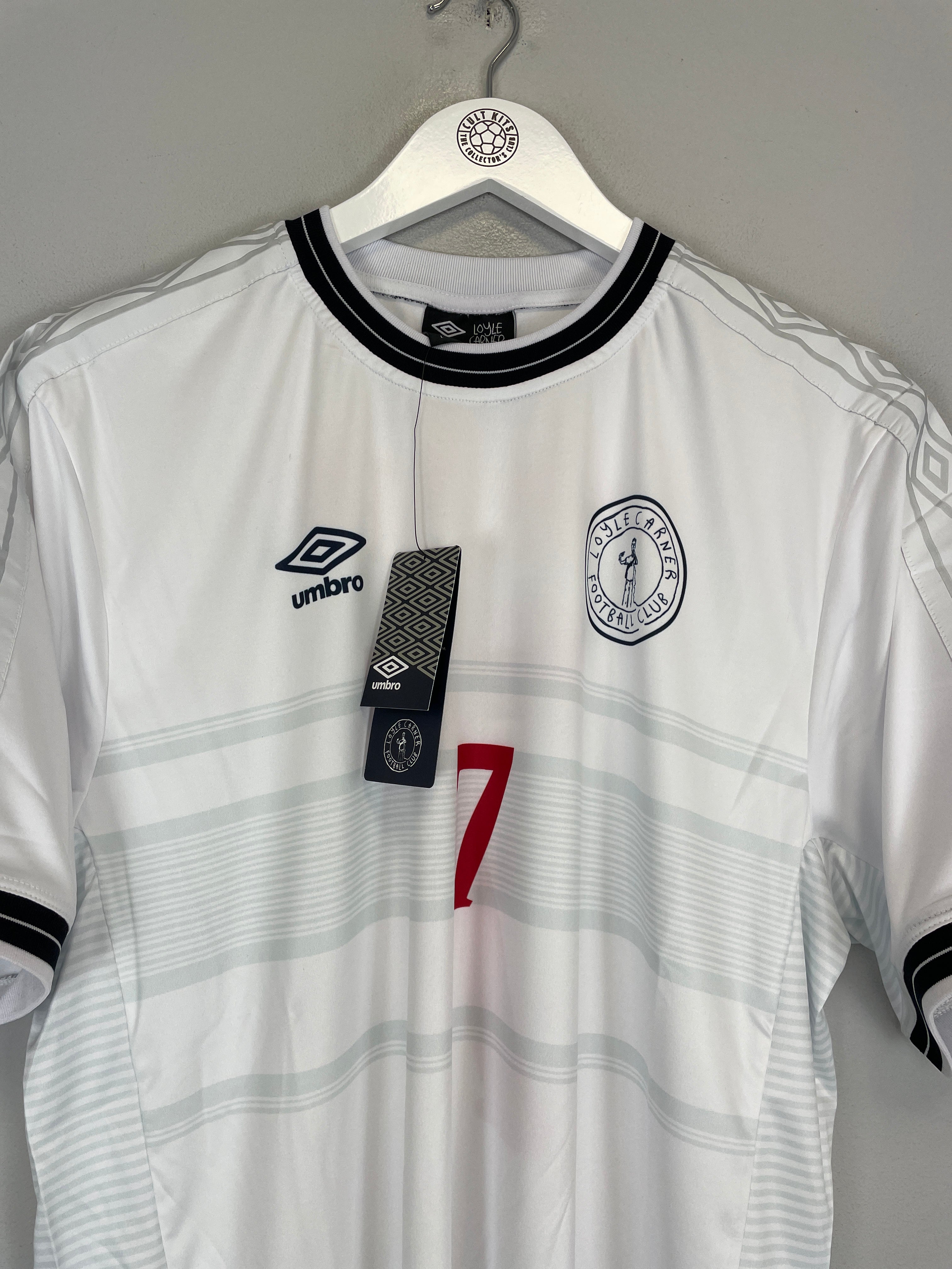 Shop 2000/01 LOYLE CARNER FC *BNWT* HOME SHIRT (L) UMBRO, classic football shirts, vintage football shirts & retro soccer jerseys at Cult Kits