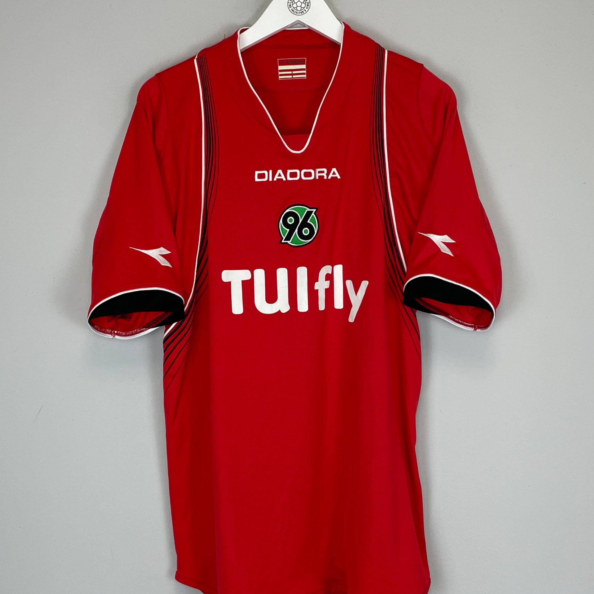 Shop 2007/08 HANNOVER 96 HOME SHIRT (L) DIADORA, classic football shirts, vintage football shirts & retro soccer jerseys at Cult Kits