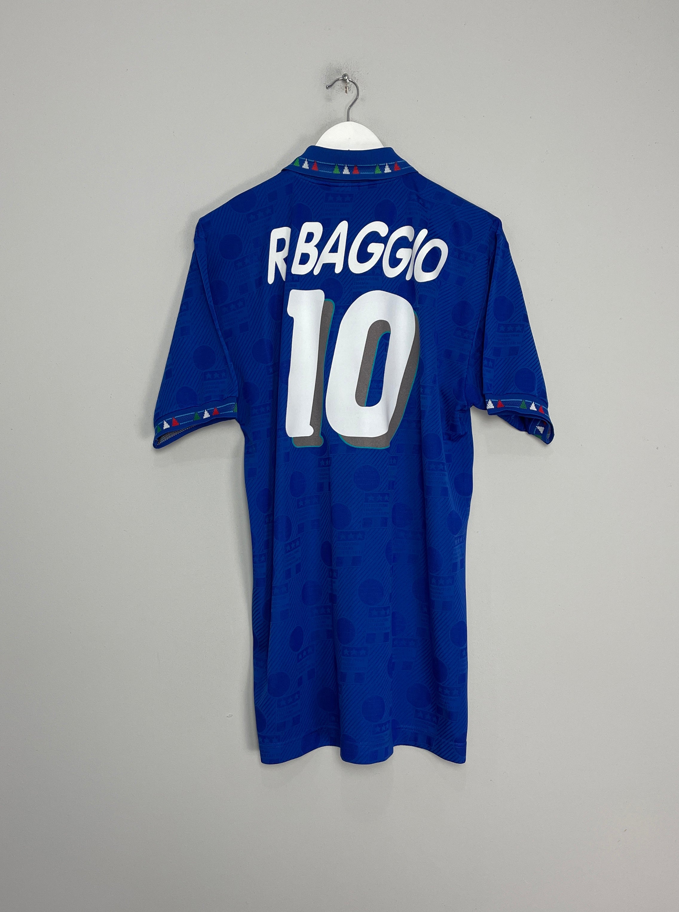 Shop 1994 ITALY R.BAGGIO #10 HOME SHIRT (XL) DIADORA, classic football shirts, vintage football shirts & retro soccer jerseys at Cult Kits