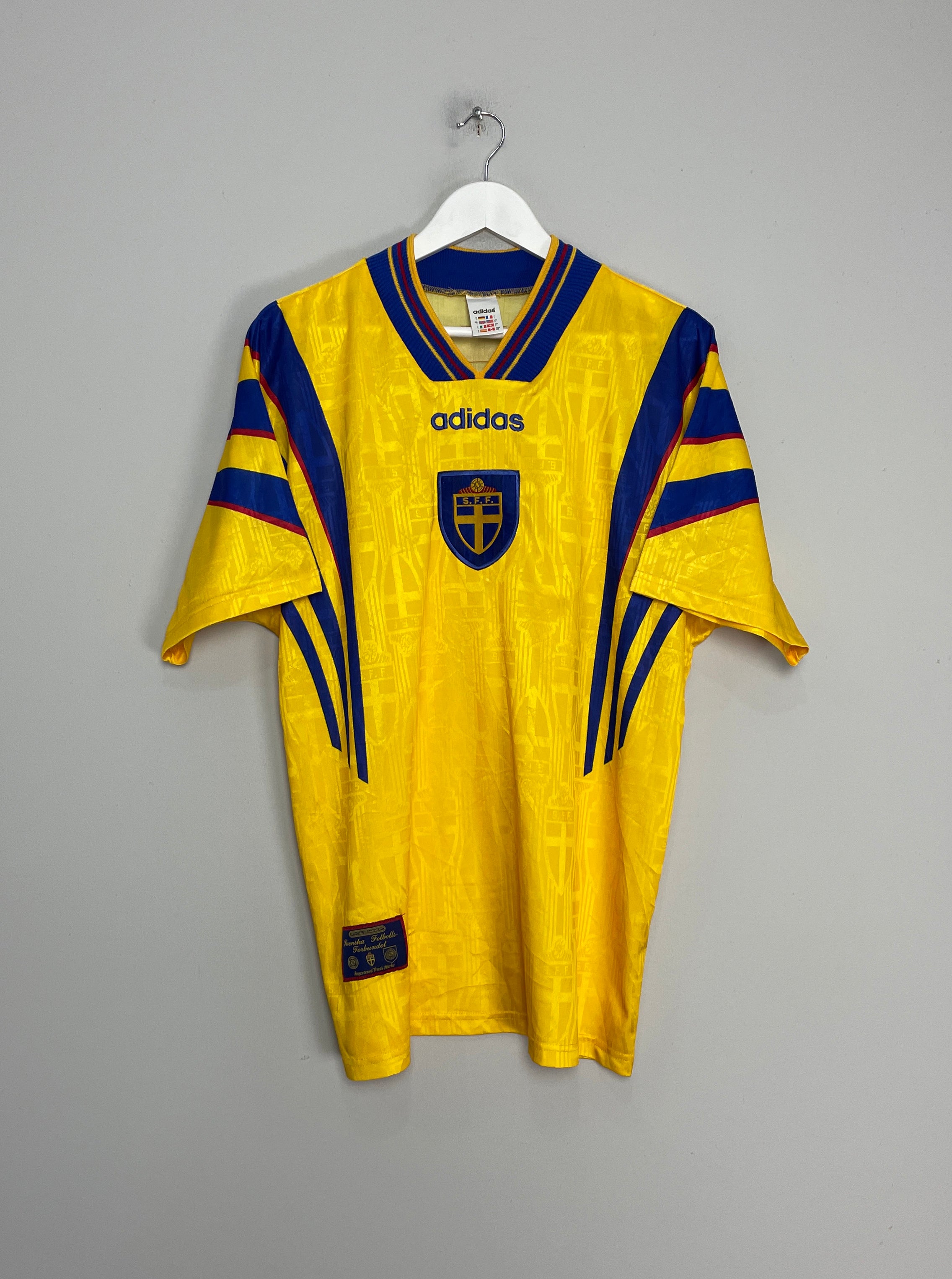 1996/98 SWEDEN HOME SHIRT (L) ADIDAS