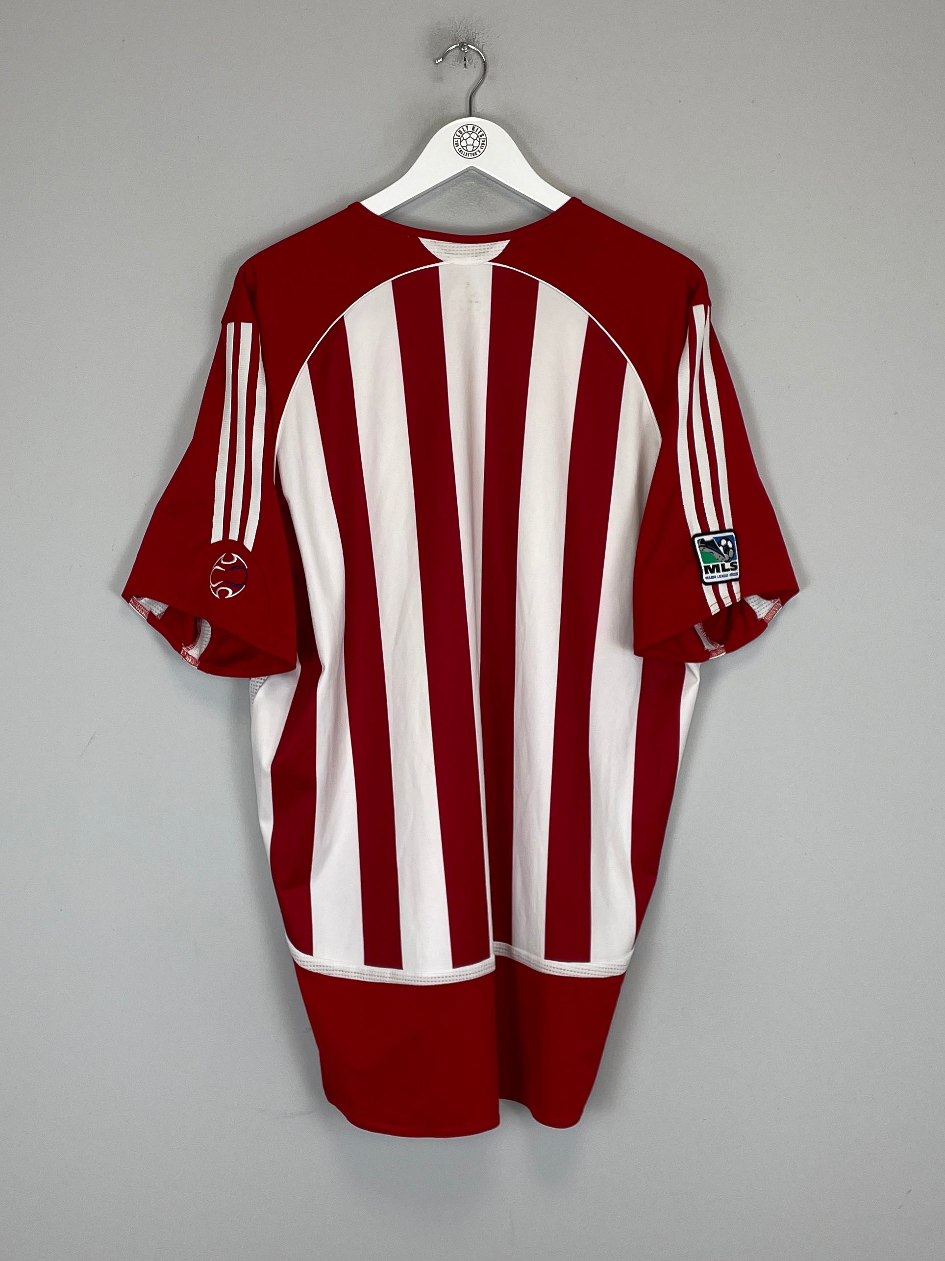 Shop 2006/07 CHIVAS GUADALAJARA *PLAYER ISSUE* SIGNED HOME SHIRT (XL) ADIDAS, classic football shirts, vintage football shirts & retro soccer jerseys at Cult Kits