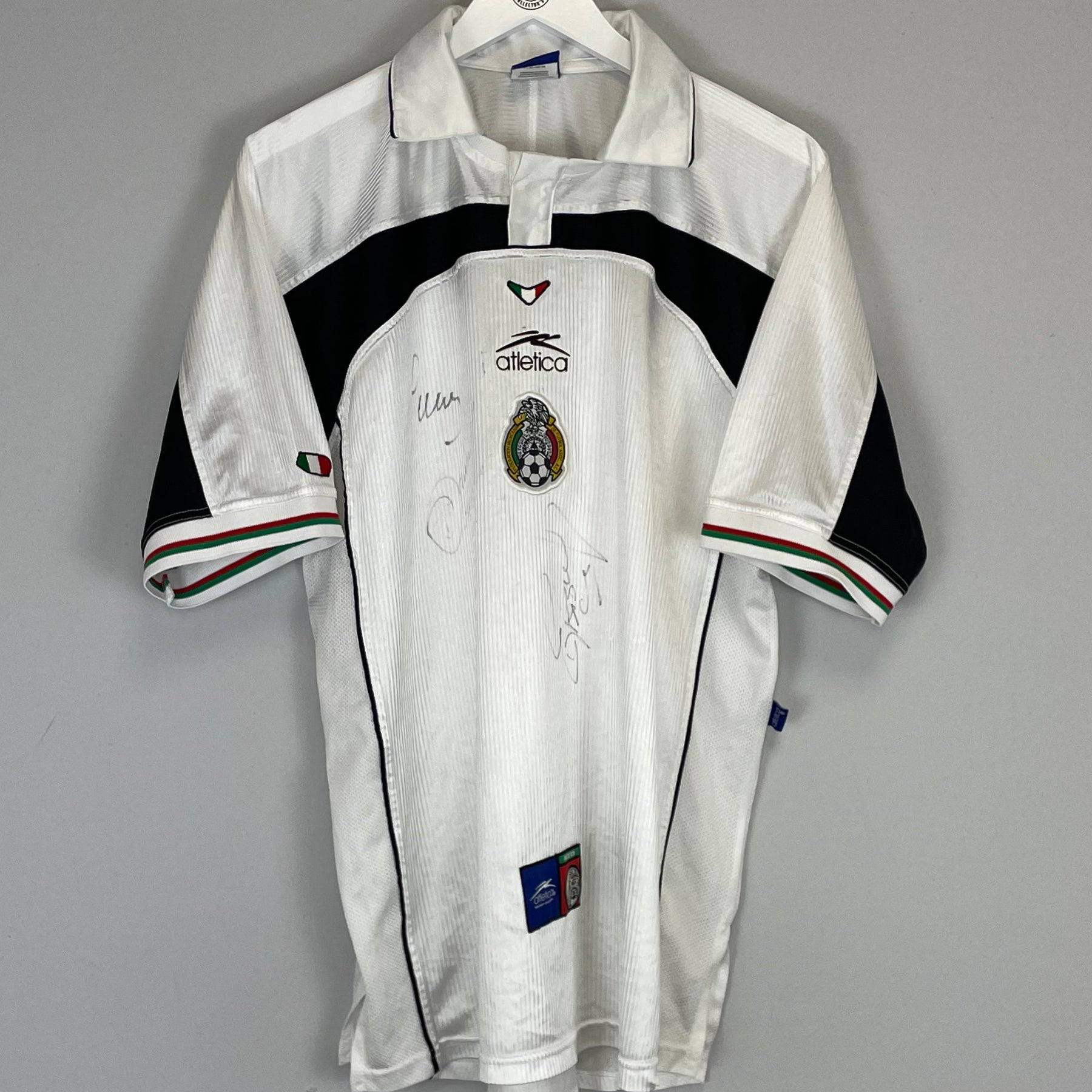 Shop 2000/01 MEXICO *SIGNED* AWAY SHIRT (L) ATLETICA, classic football shirts, vintage football shirts & retro soccer jerseys at Cult Kits
