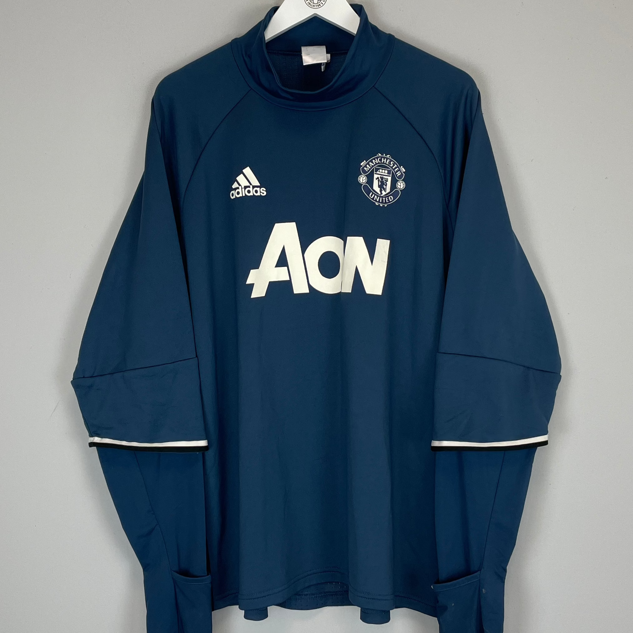 Shop 2016/17 MANCHESTER UNITED TRAINING SHIRT (XXL) ADIDAS, classic football shirts, vintage football shirts & retro soccer jerseys at Cult Kits