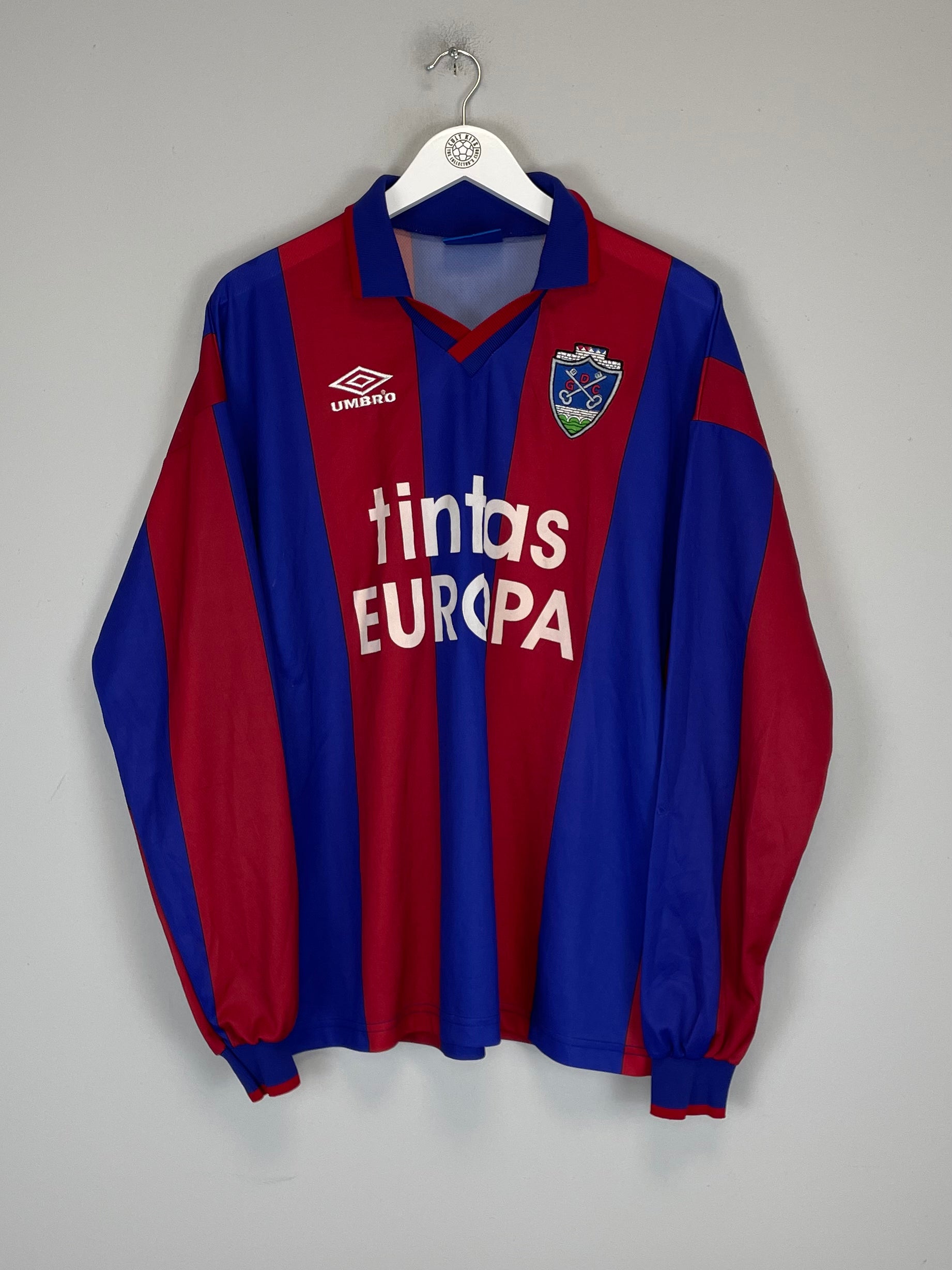 Shop 1999/00 GD CHAVES HOME SHIRT (XL) UMBRO, classic football shirts, vintage football shirts & retro soccer jerseys at Cult Kits