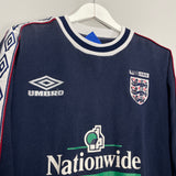 Shop 1999/00 ENGLAND JUMPER (L) UMBRO, classic football shirts, vintage football shirts & retro soccer jerseys at Cult Kits