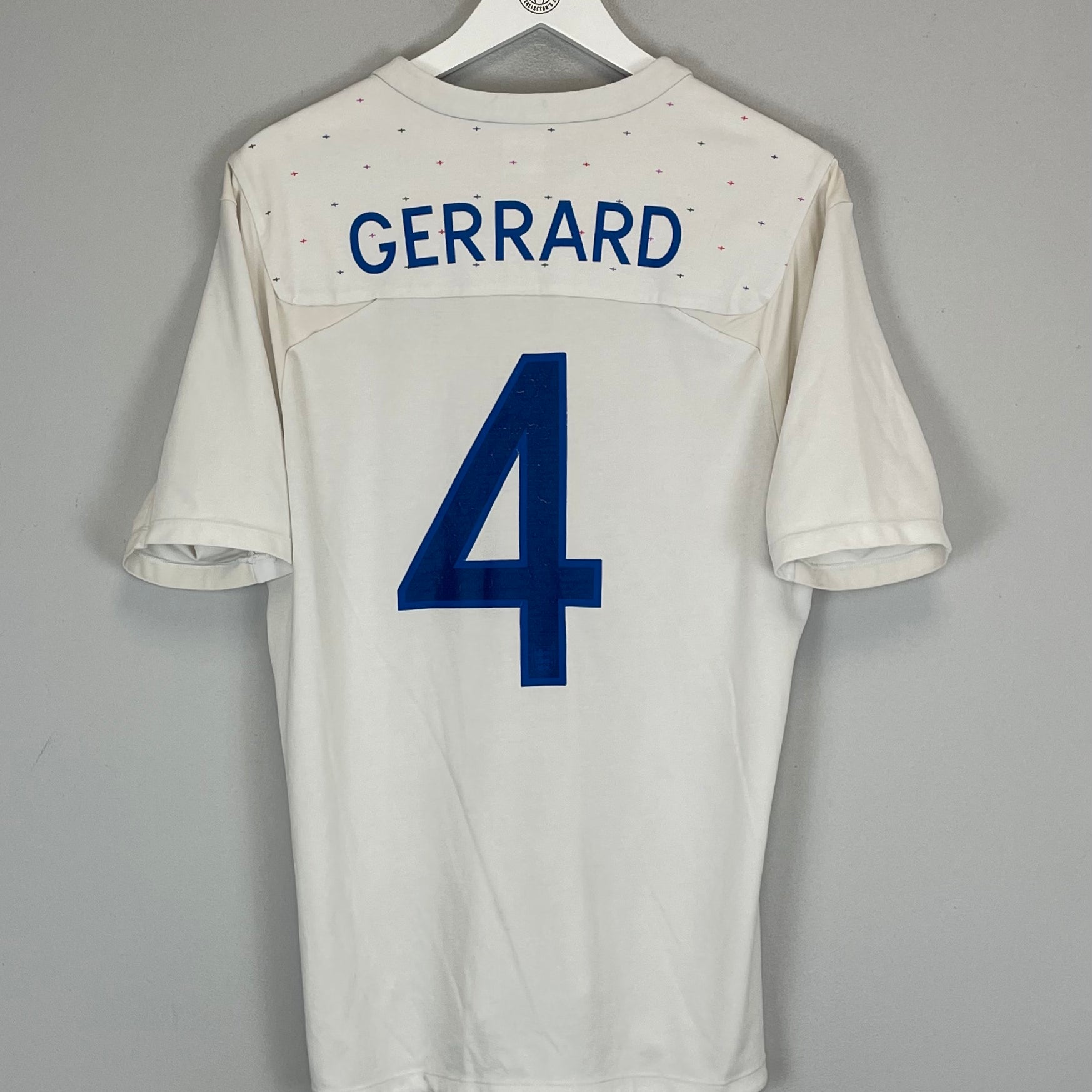 Shop 2010/11 ENGLAND GERRARD #4 HOME SHIRT (M) UMBRO, classic football shirts, vintage football shirts & retro soccer jerseys at Cult Kits