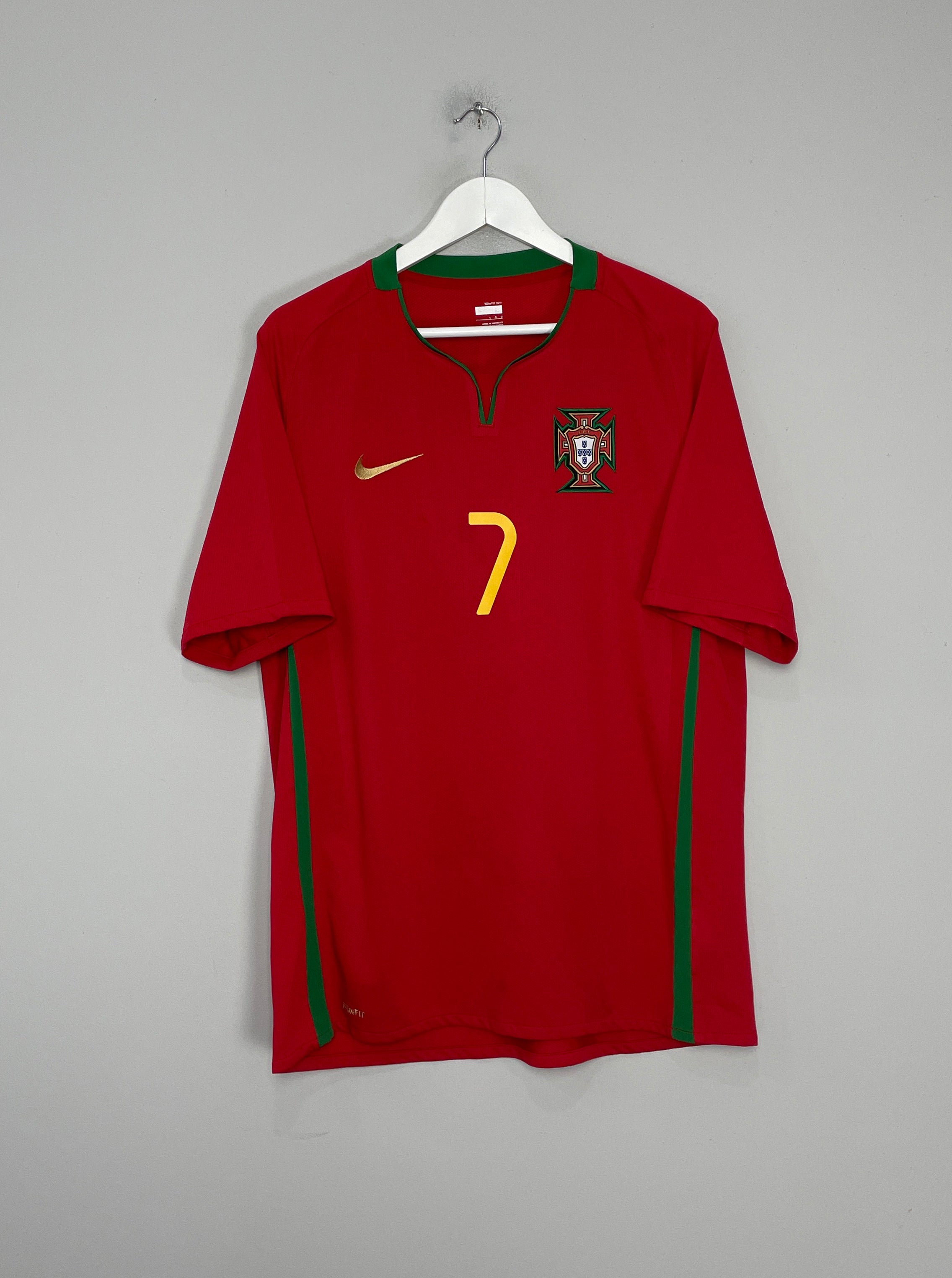 Shop 2008/10 PORTUGAL RONALDO #7 HOME SHIRT (L) NIKE, classic football shirts, vintage football shirts & retro soccer jerseys at Cult Kits