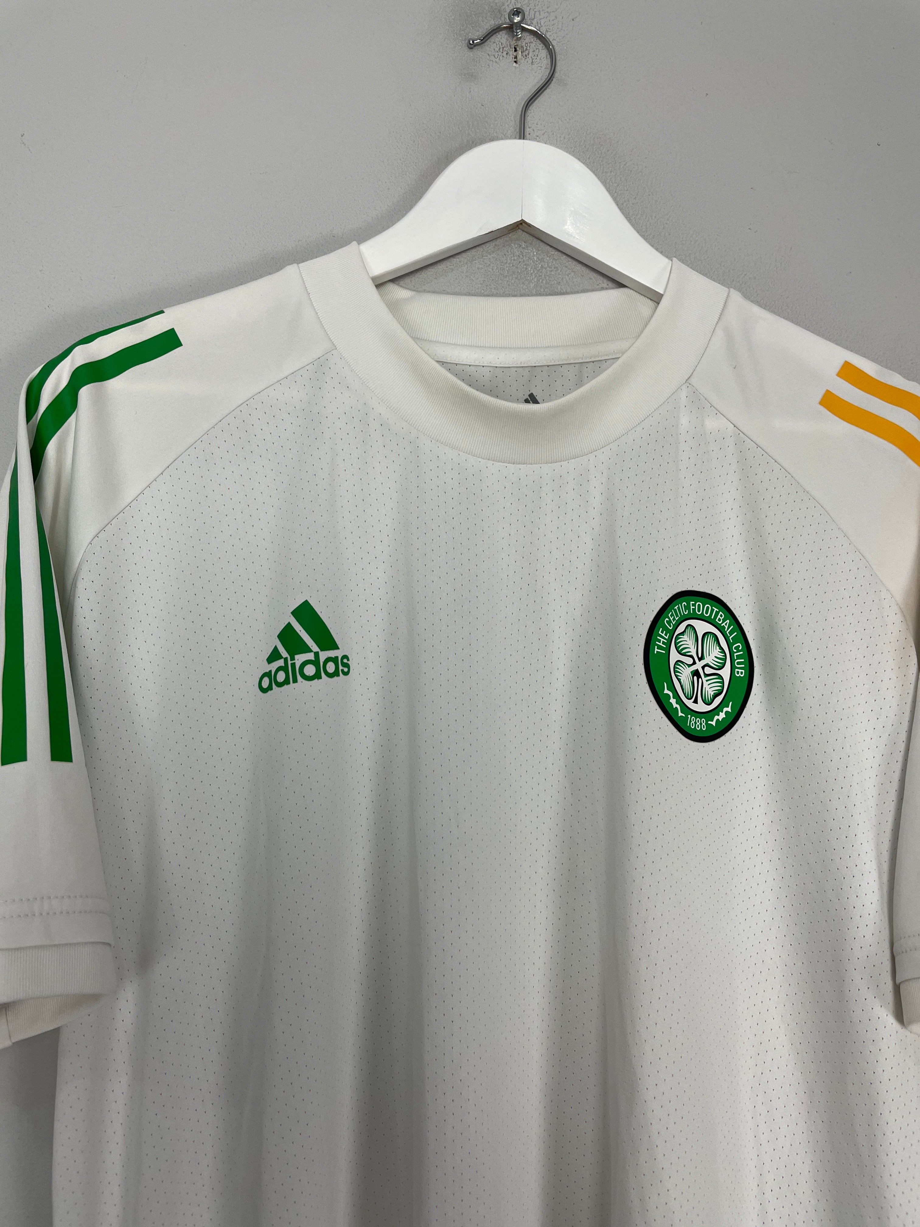 Shop 2020/21 CELTIC TRAINING SHIRT (XL) ADIDAS, classic football shirts, vintage football shirts & retro soccer jerseys at Cult Kits