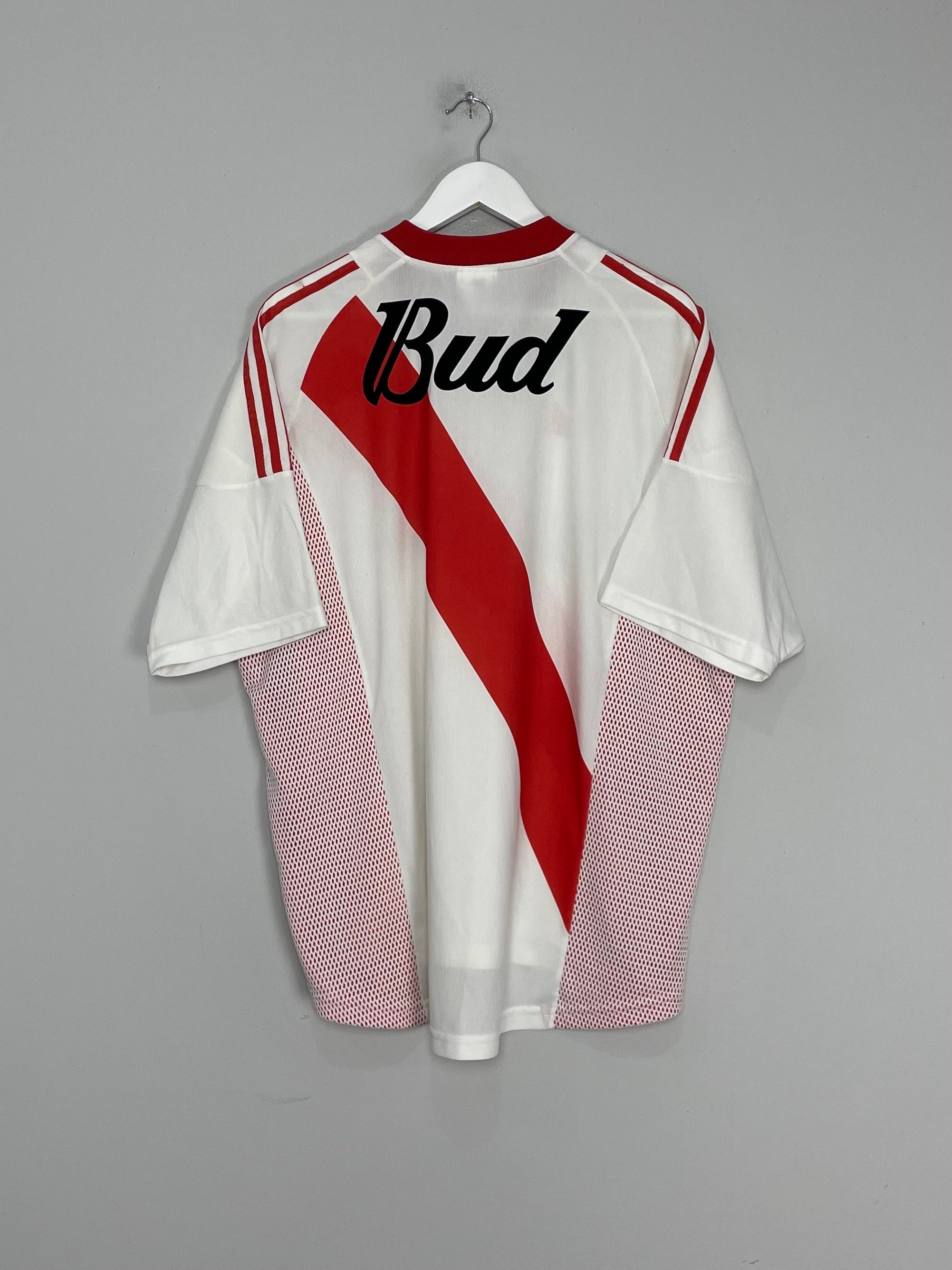 Shop 2002/04 RIVER PLATE HOME SHIRT (XL) ADIDAS, classic football shirts, vintage football shirts & retro soccer jerseys at Cult Kits