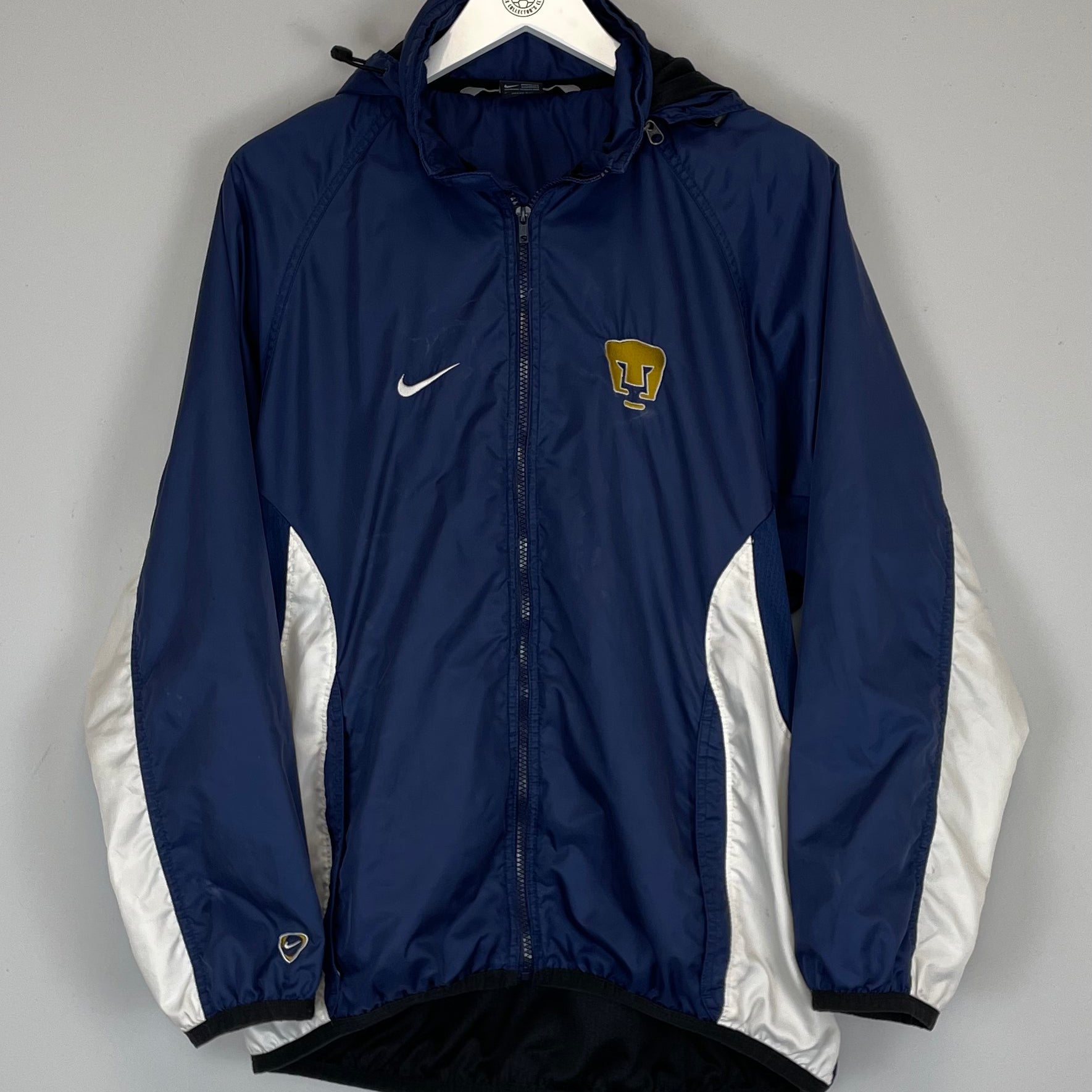 Shop 2001/02 UNAM PUMAS TRACK JACKET (S) NIKE, classic football shirts, vintage football shirts & retro soccer jerseys at Cult Kits