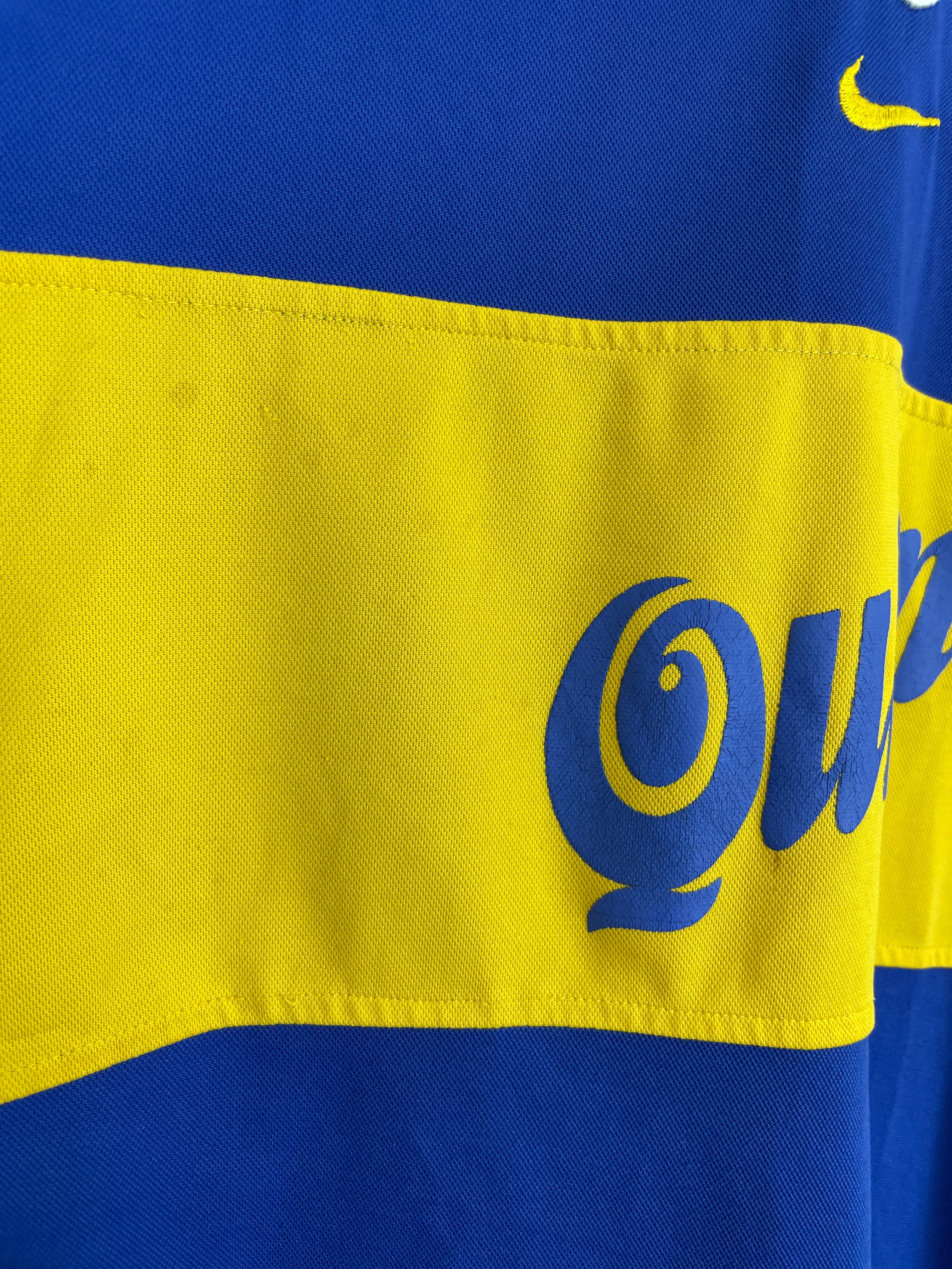 Shop 2001/02 BOCA JUNIORS HOME SHIRT (L) NIKE, classic football shirts, vintage football shirts & retro soccer jerseys at Cult Kits