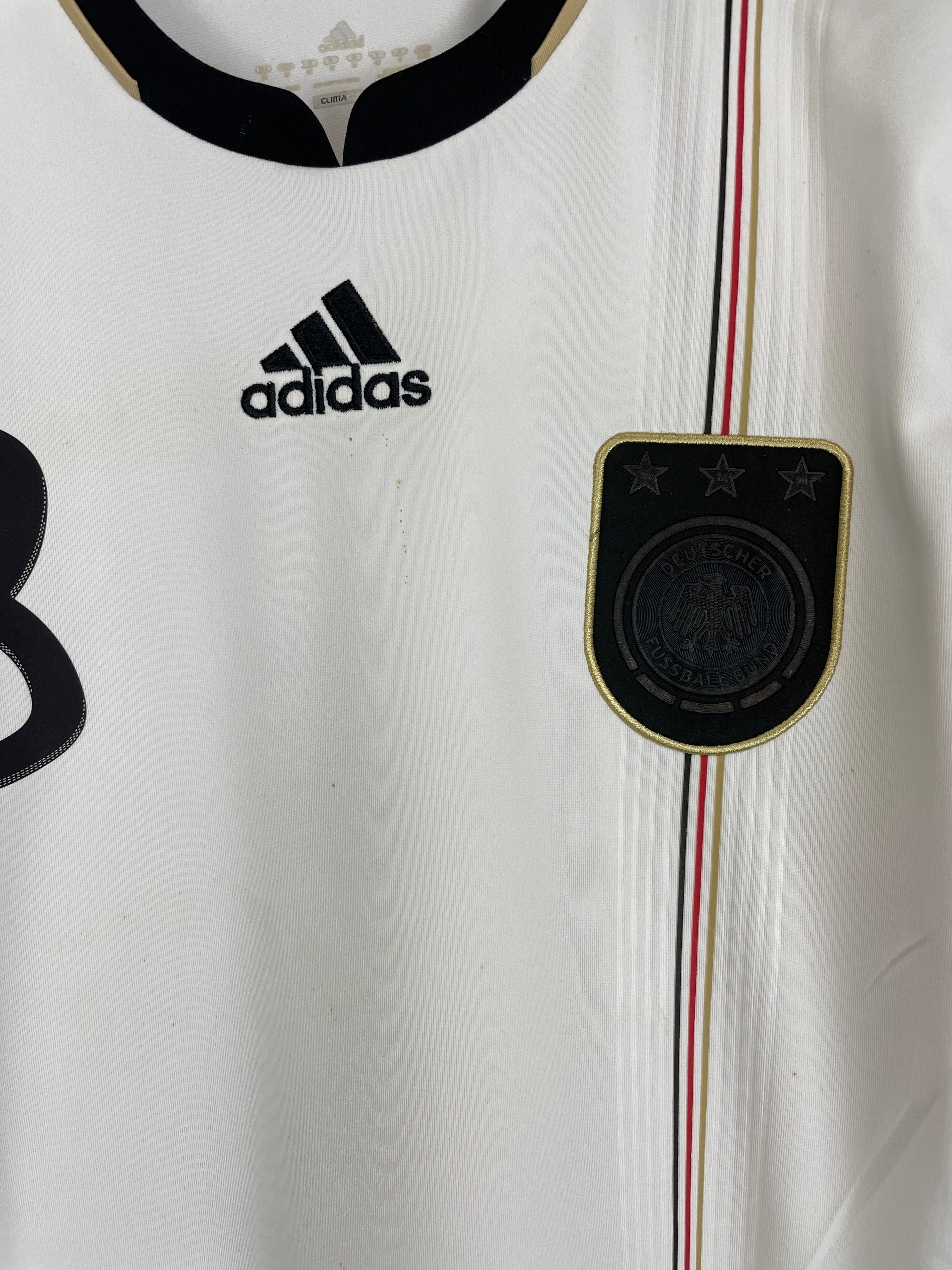 Shop 2010/11 GERMANY OZIL #8 HOME SHIRT (M) ADIDAS, classic football shirts, vintage football shirts & retro soccer jerseys at Cult Kits