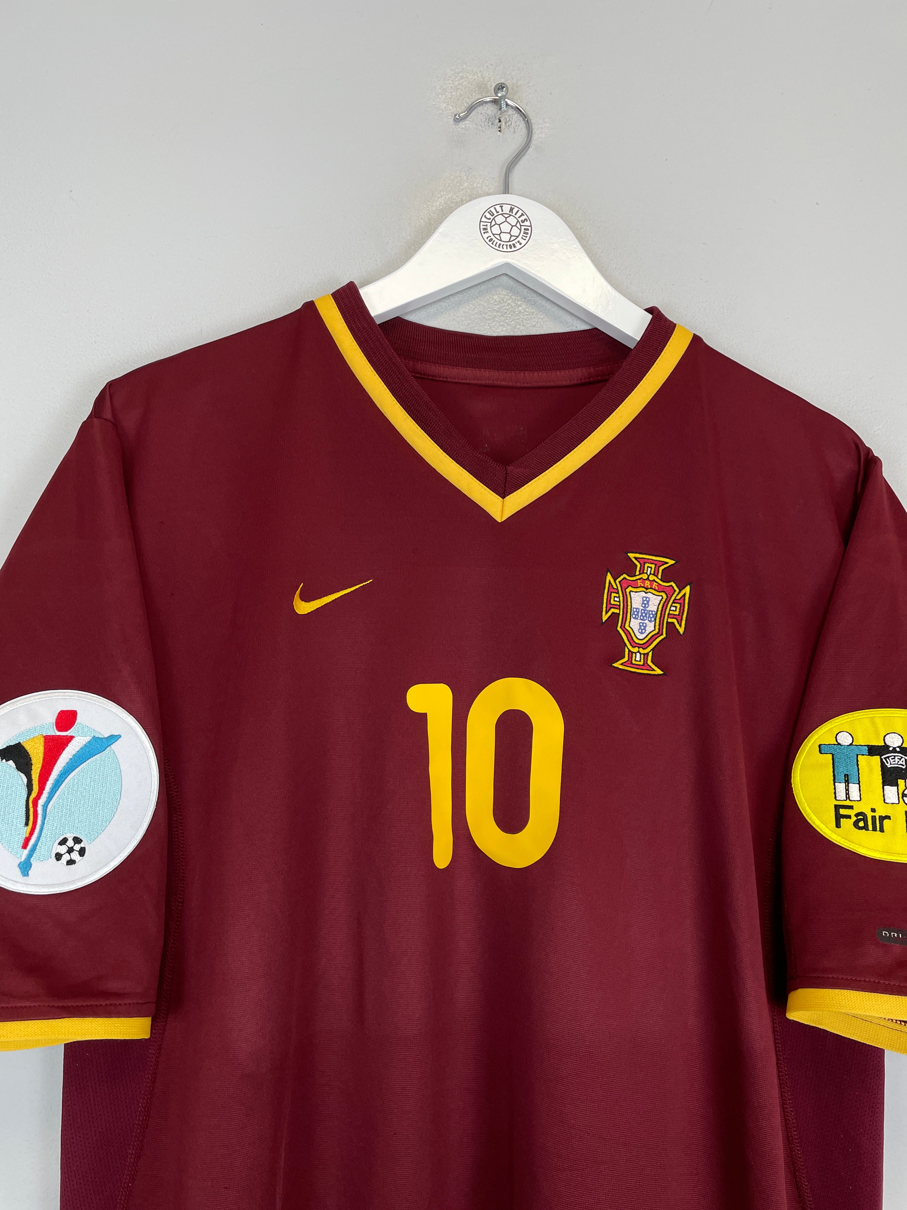 Shop 2000/02 PORTUGAL RUI COSTA #10 HOME SHIRT (M) NIKE, classic football shirts, vintage football shirts & retro soccer jerseys at Cult Kits