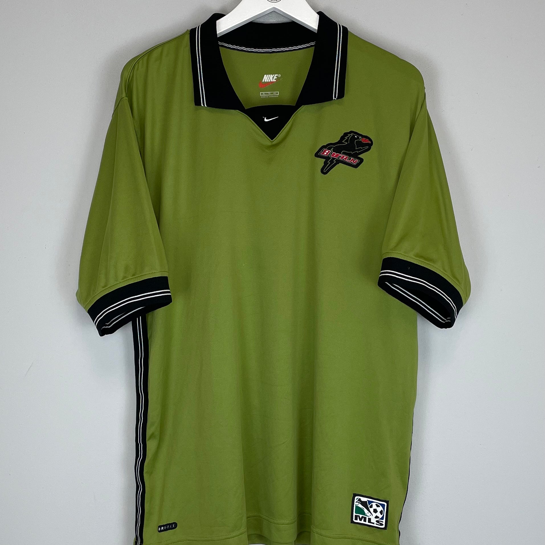 Shop 1999 DALLAS BURN TRAINING SHIRT (XL) NIKE, classic football shirts, vintage football shirts & retro soccer jerseys at Cult Kits