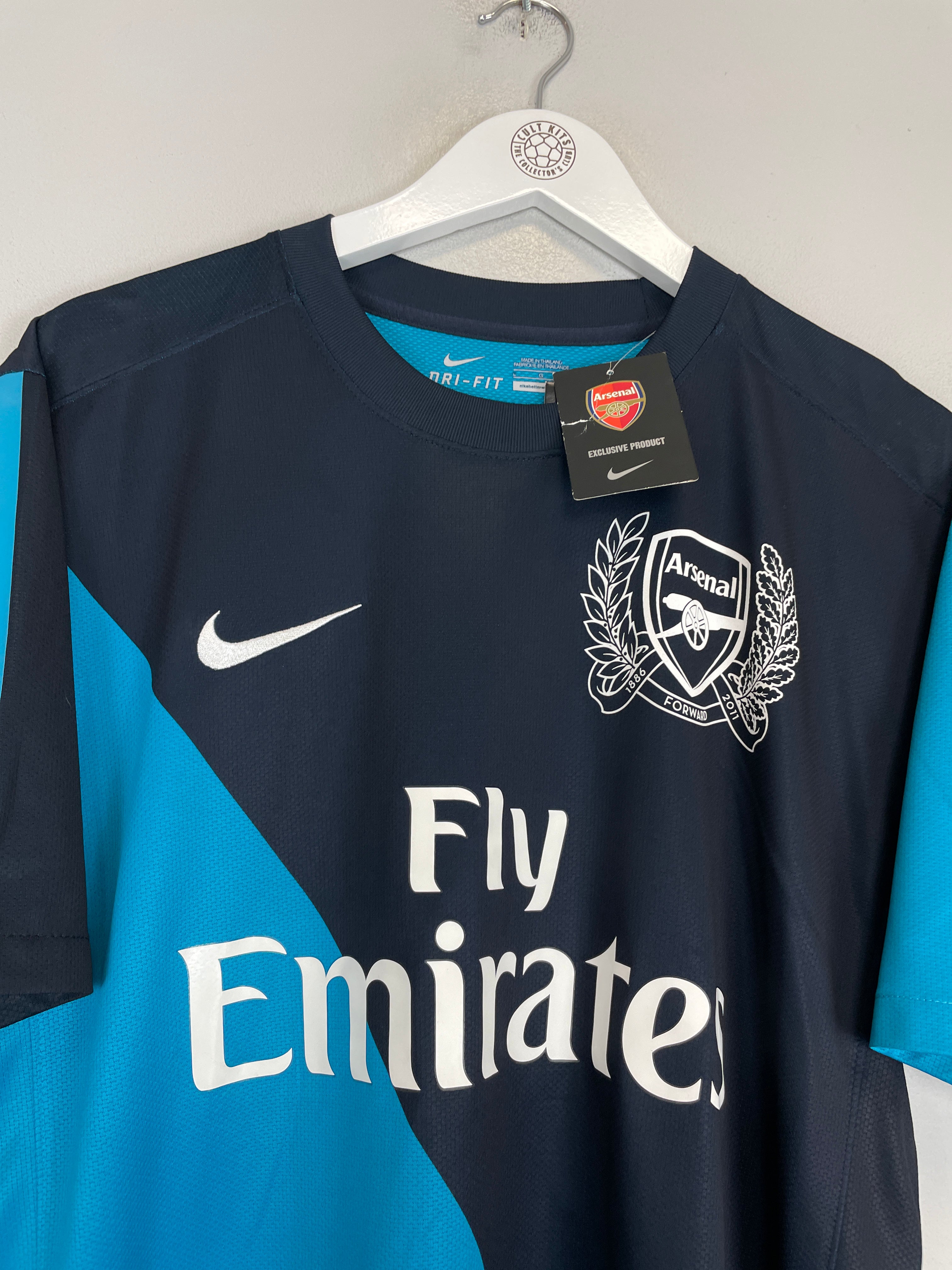 Shop 2011/12 ARSENAL HENRY #12 *BNWT* AWAY SHIRT (L) NIKE, classic football shirts, vintage football shirts & retro soccer jerseys at Cult Kits