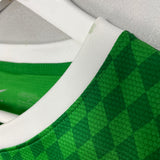 Shop 2013/14 WERDER BREMEN HOME SHIRT (L) NIKE, classic football shirts, vintage football shirts & retro soccer jerseys at Cult Kits