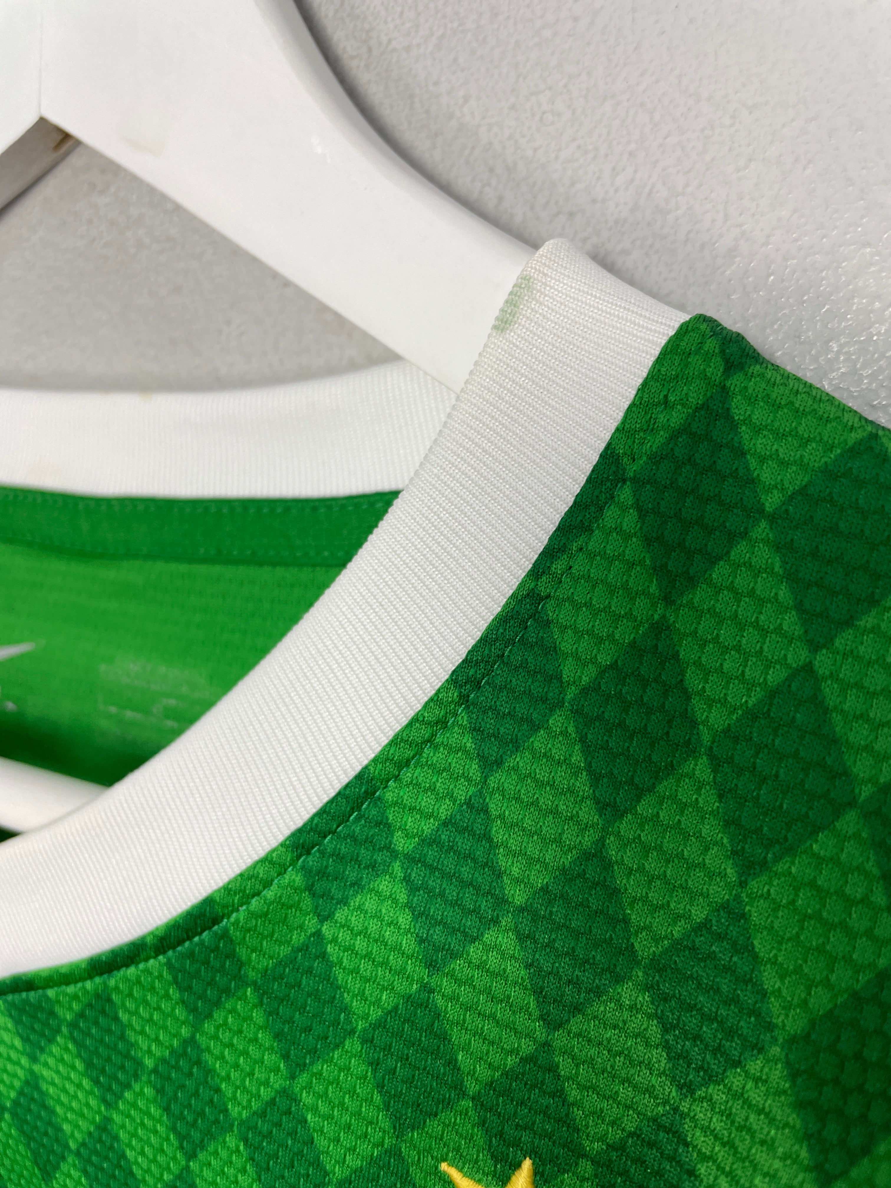 Shop 2013/14 WERDER BREMEN HOME SHIRT (L) NIKE, classic football shirts, vintage football shirts & retro soccer jerseys at Cult Kits