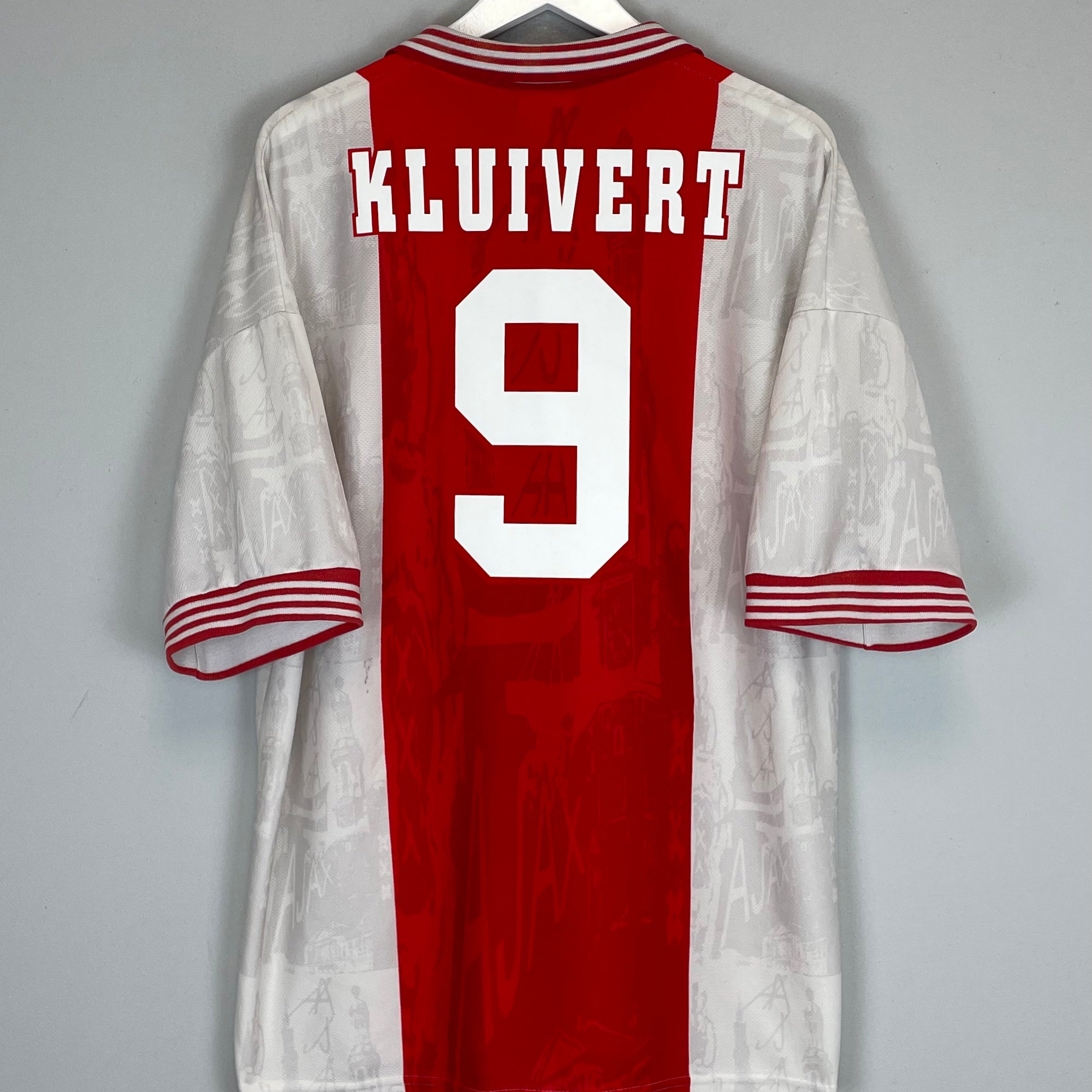 Shop 1996/97 AJAX KLUIVERT #9 HOME SHIRT (XXL) UMBRO, classic football shirts, vintage football shirts & retro soccer jerseys at Cult Kits