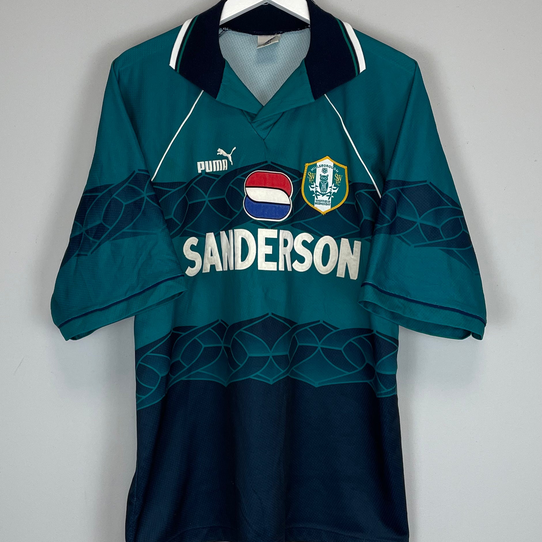 Shop 1995/97 SHEFFIELD WEDNESDAY AWAY SHIRT (XL) PUMA, classic football shirts, vintage football shirts & retro soccer jerseys at Cult Kits