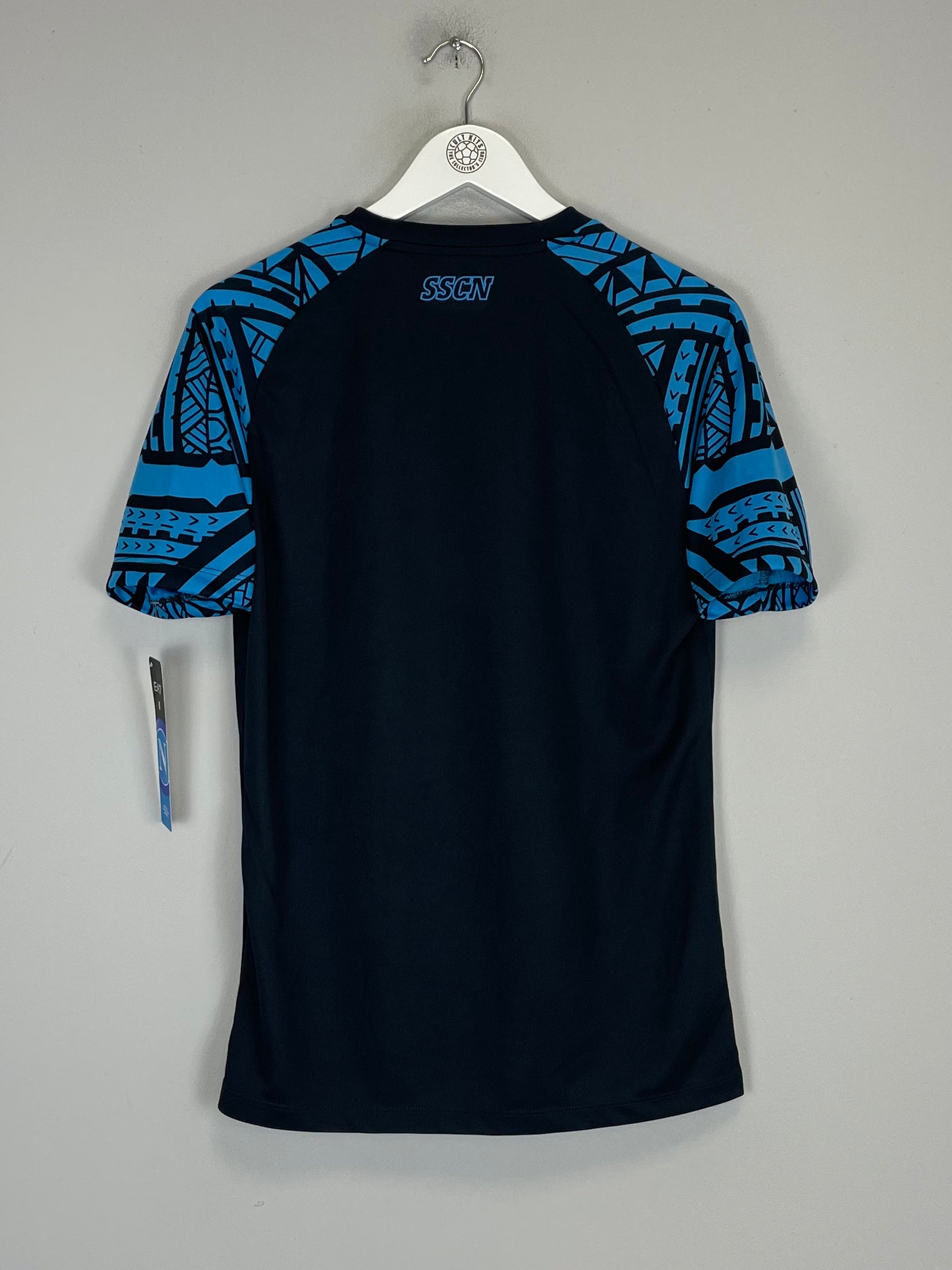 Shop 2023/24 NAPOLI *BNWT* TRAINING SHIRT (M) EA7, classic football shirts, vintage football shirts & retro soccer jerseys at Cult Kits