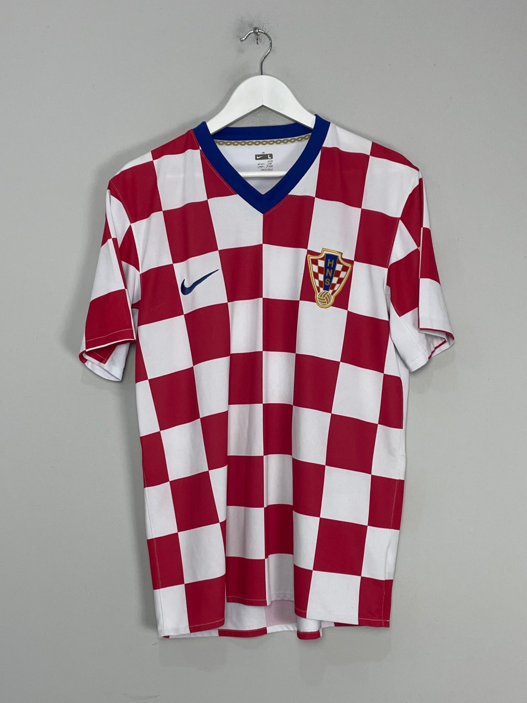 Shop 2008/09 CROATIA HOME SHIRT (L) NIKE, classic football shirts, vintage football shirts & retro soccer jerseys at Cult Kits