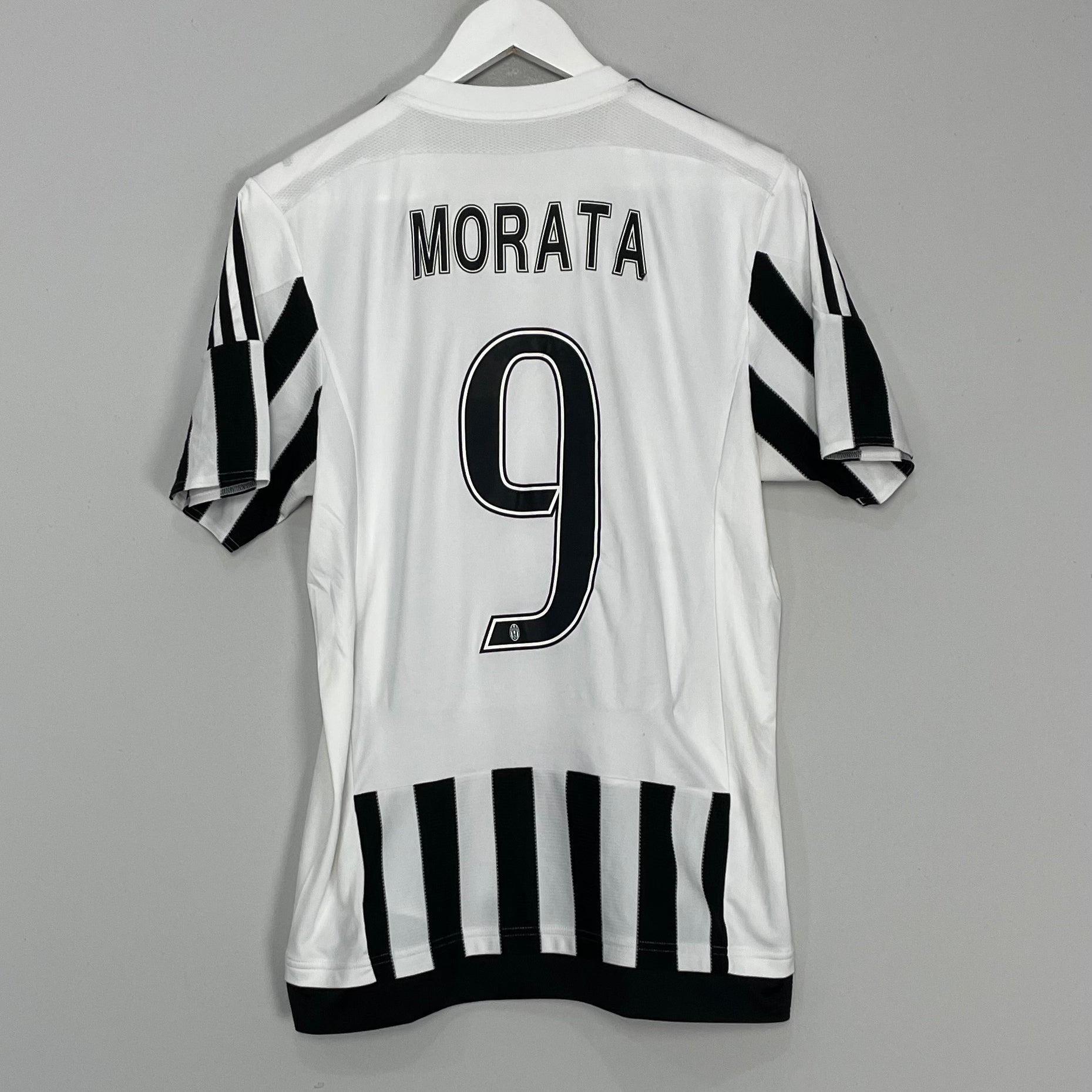 Shop 2015/16 JUVENTUS MORATA #9 HOME SHIRT (M) ADIDAS, classic football shirts, vintage football shirts & retro soccer jerseys at Cult Kits