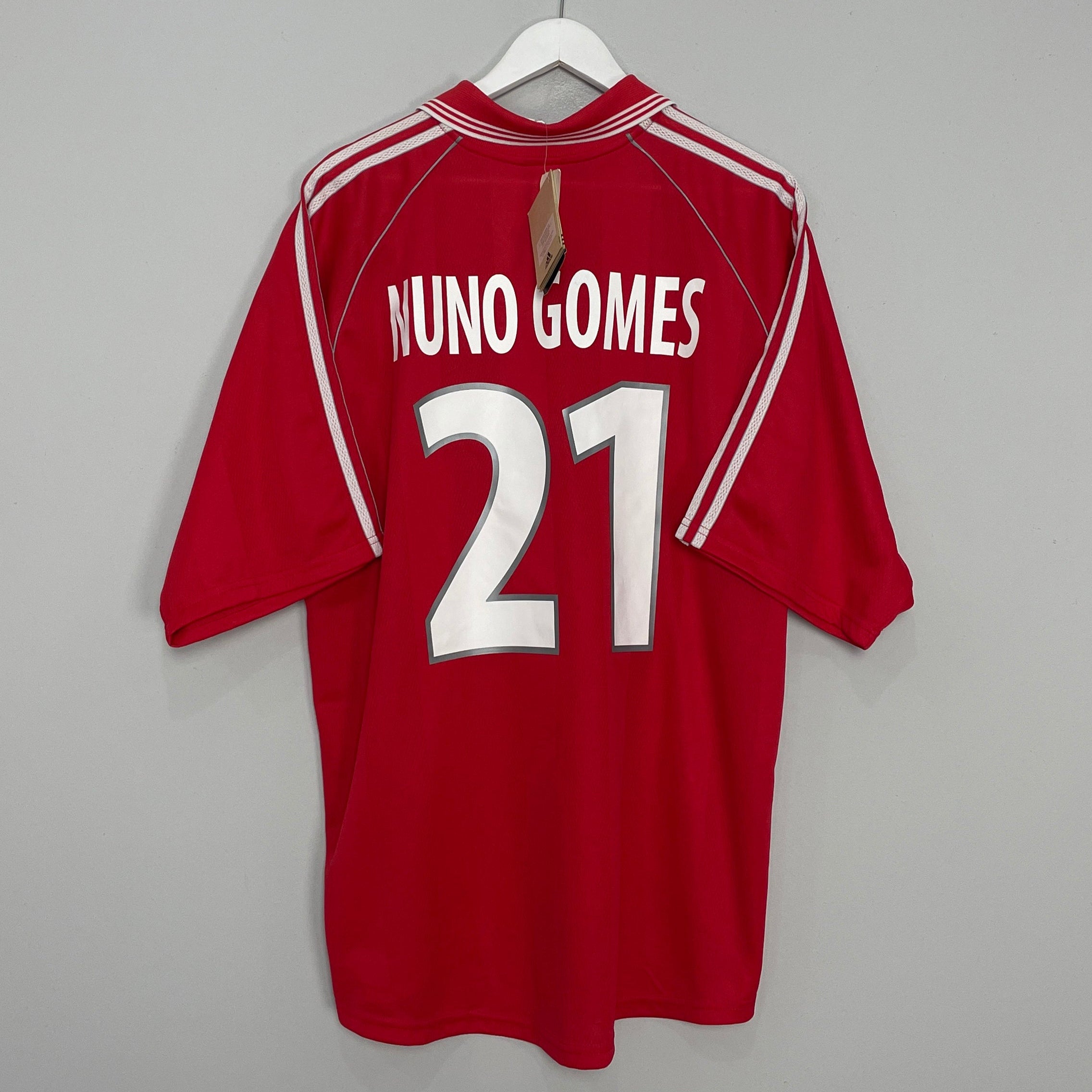 Shop 1999/00 BENFICA NUNO GOMES #21 *BNWT* HOME SHIRT (XL) ADIDAS, classic football shirts, vintage football shirts & retro soccer jerseys at Cult Kits