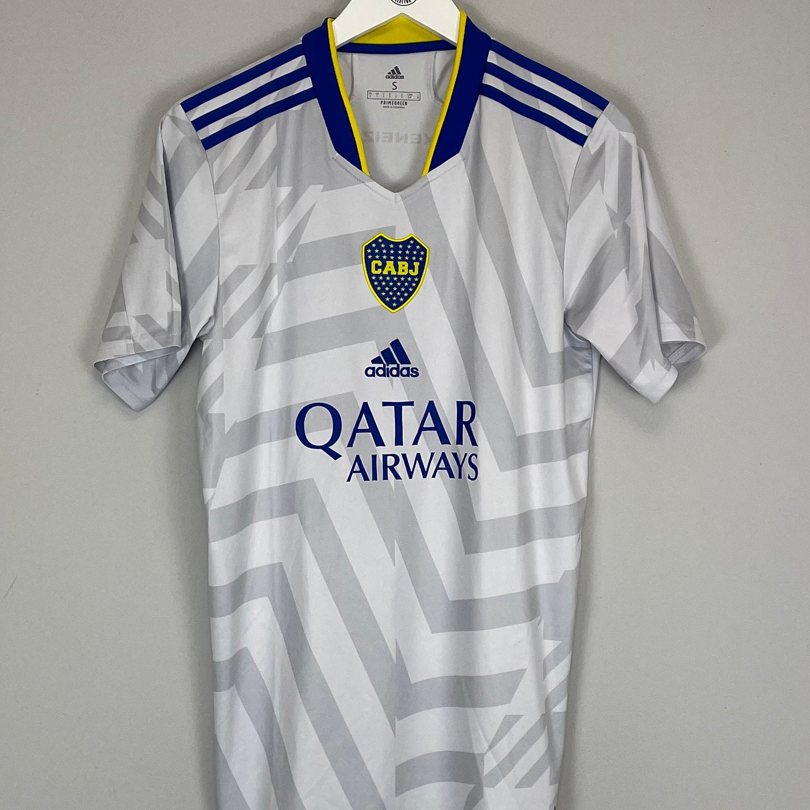 Shop 2021/22 BOCA JUNIORS AWAY SHIRT (S) ADIDAS, classic football shirts, vintage football shirts & retro soccer jerseys at Cult Kits