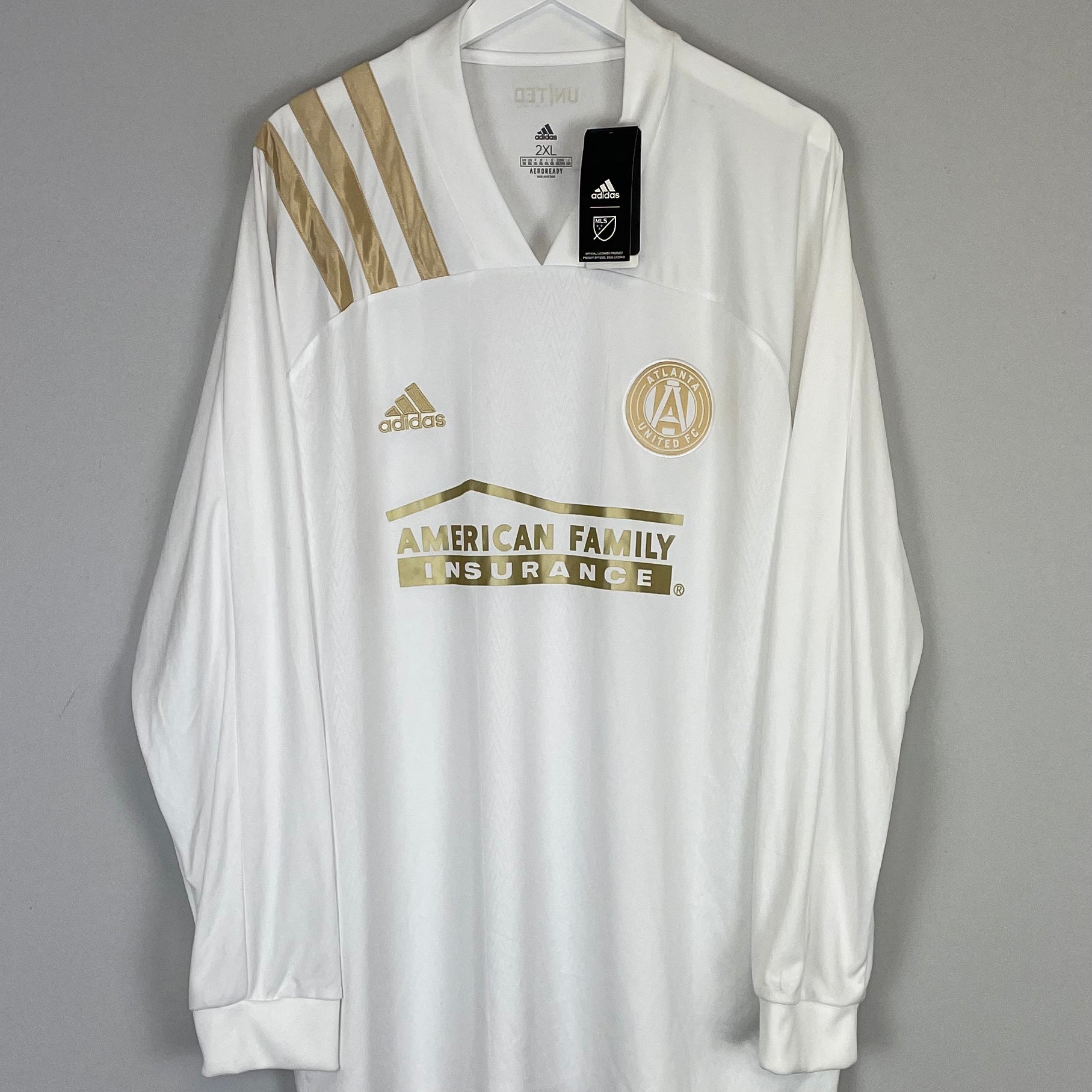 Shop 2020/21 ATLANTA UNITED *BNWT* L/S AWAY SHIRT (XXL) ADIDAS, classic football shirts, vintage football shirts & retro soccer jerseys at Cult Kits