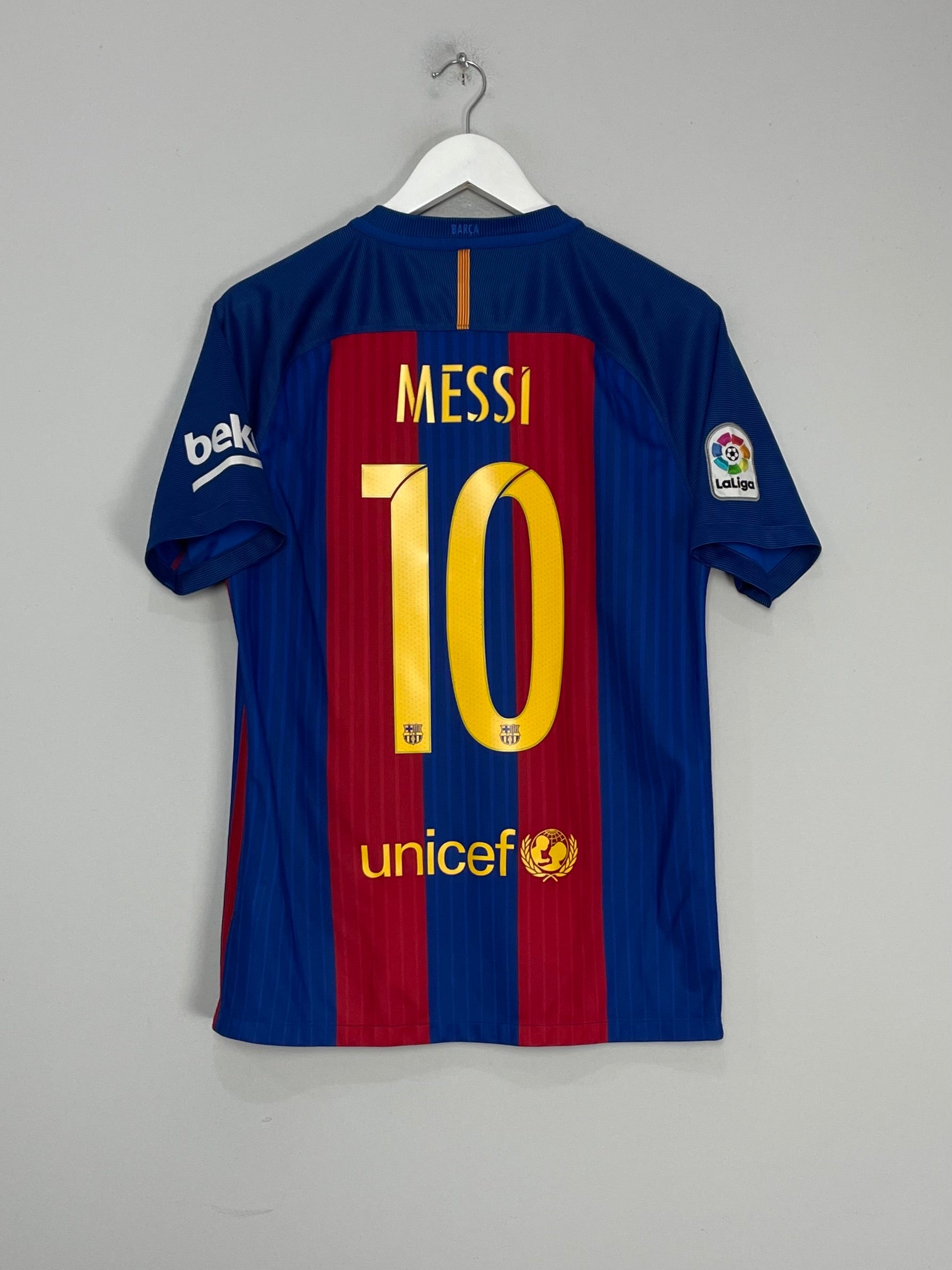 Shop 2016/17 BARCELONA MESSI #10 HOME SHIRT (M) NIKE, classic football shirts, vintage football shirts & retro soccer jerseys at Cult Kits