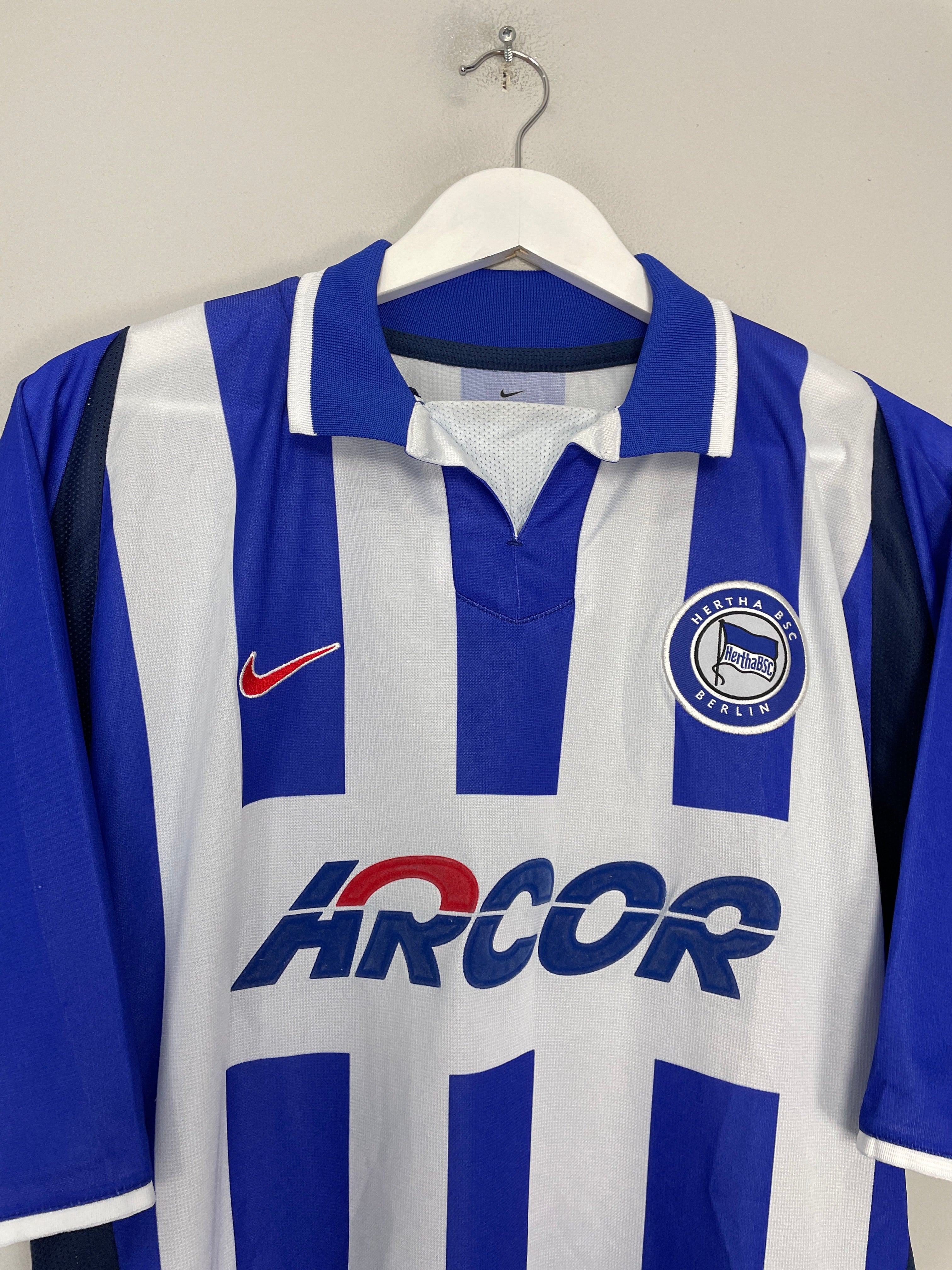 Shop 2002/04 HERTHA BERLIN HOME SHIRT (XXL) NIKE, classic football shirts, vintage football shirts & retro soccer jerseys at Cult Kits