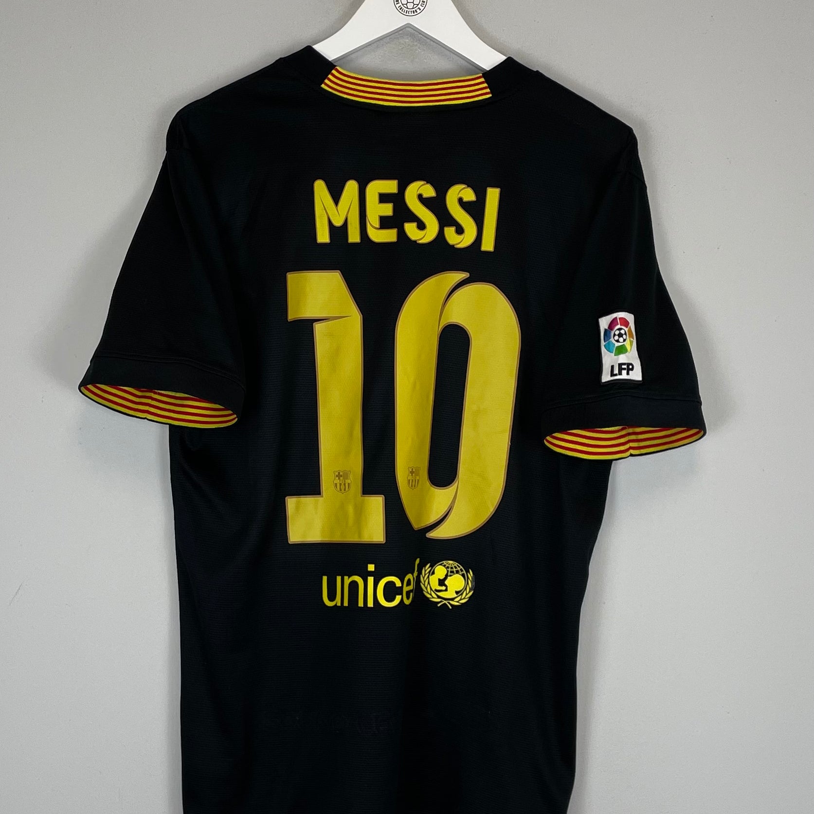 Shop 2013/14 BARCELONA MESSI #10 THIRD SHIRT (L) NIKE, classic football shirts, vintage football shirts & retro soccer jerseys at Cult Kits