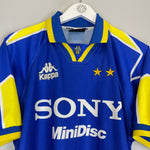 Shop 1996/97 JUVENTUS ZIDANE #21 AWAY SHIRT (XL) KAPPA, classic football shirts, vintage football shirts & retro soccer jerseys at Cult Kits