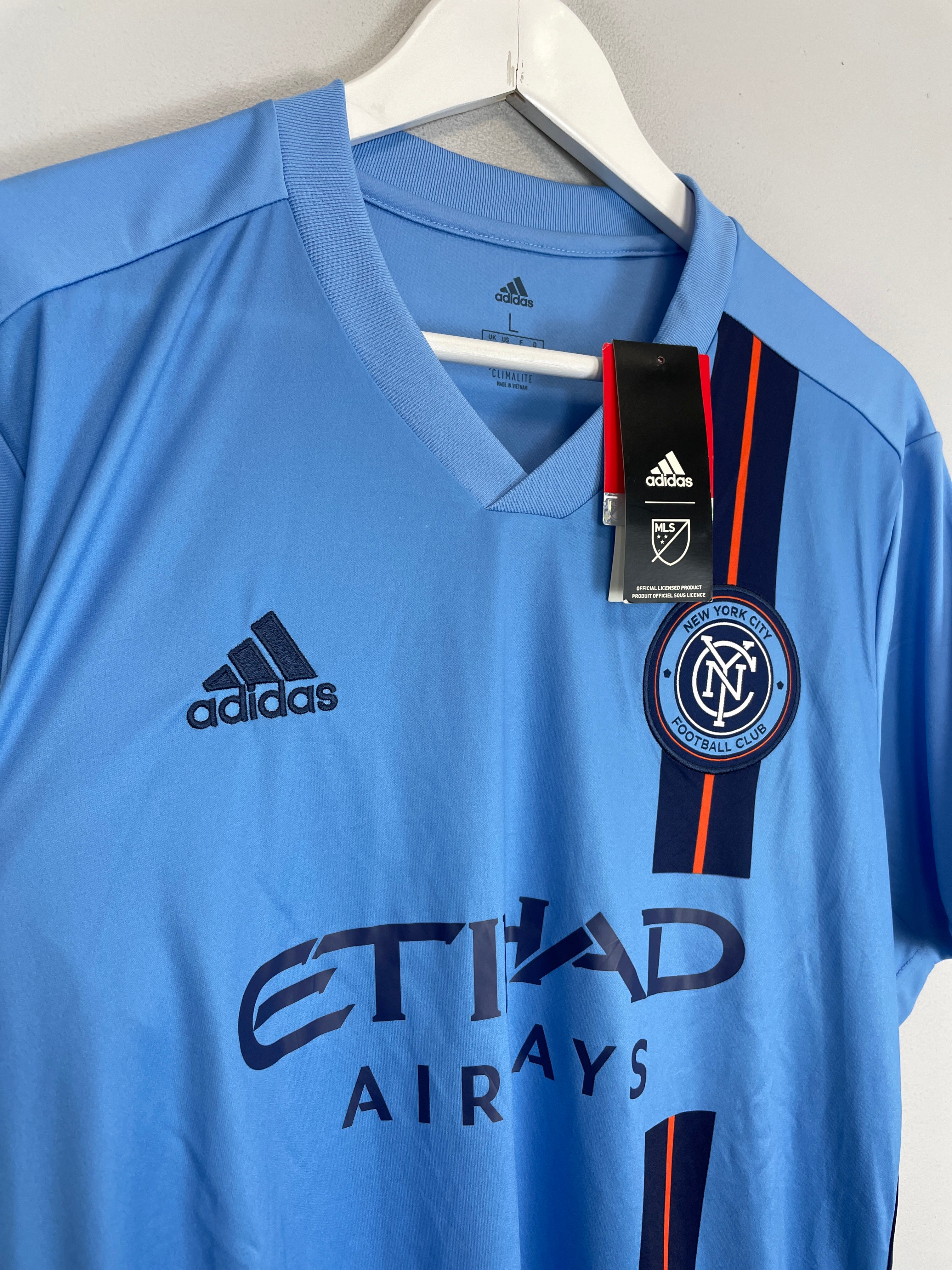 Shop 2019/20 NEW YORK CITY *BNWT* HOME SHIRT (L) ADIDAS, classic football shirts, vintage football shirts & retro soccer jerseys at Cult Kits
