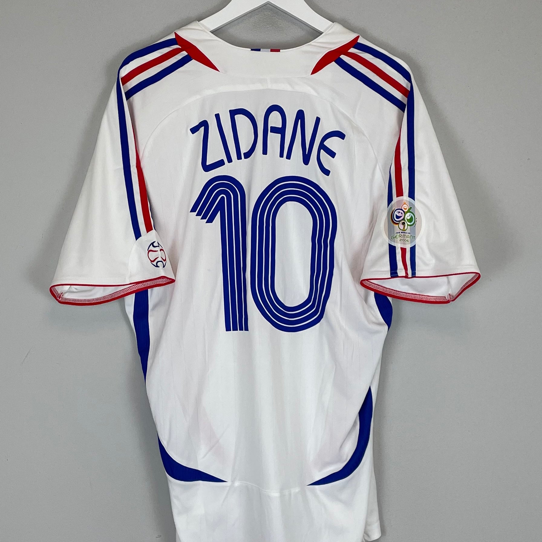 Shop 2006/07 FRANCE ZIDANE #10 AWAY SHIRT (XL) ADIDAS, classic football shirts, vintage football shirts & retro soccer jerseys at Cult Kits