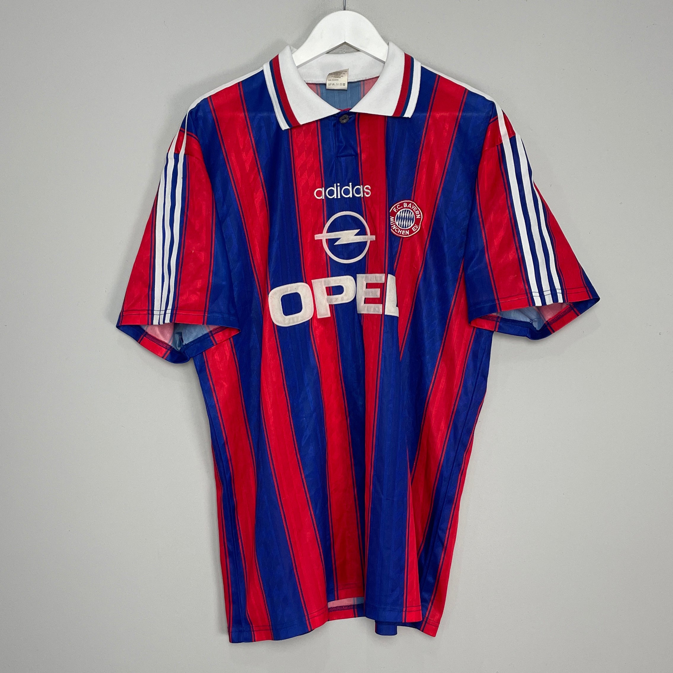 Shop 1995/97 BAYERN MUNICH HOME SHIRT (XL) ADIDAS, classic football shirts, vintage football shirts & retro soccer jerseys at Cult Kits