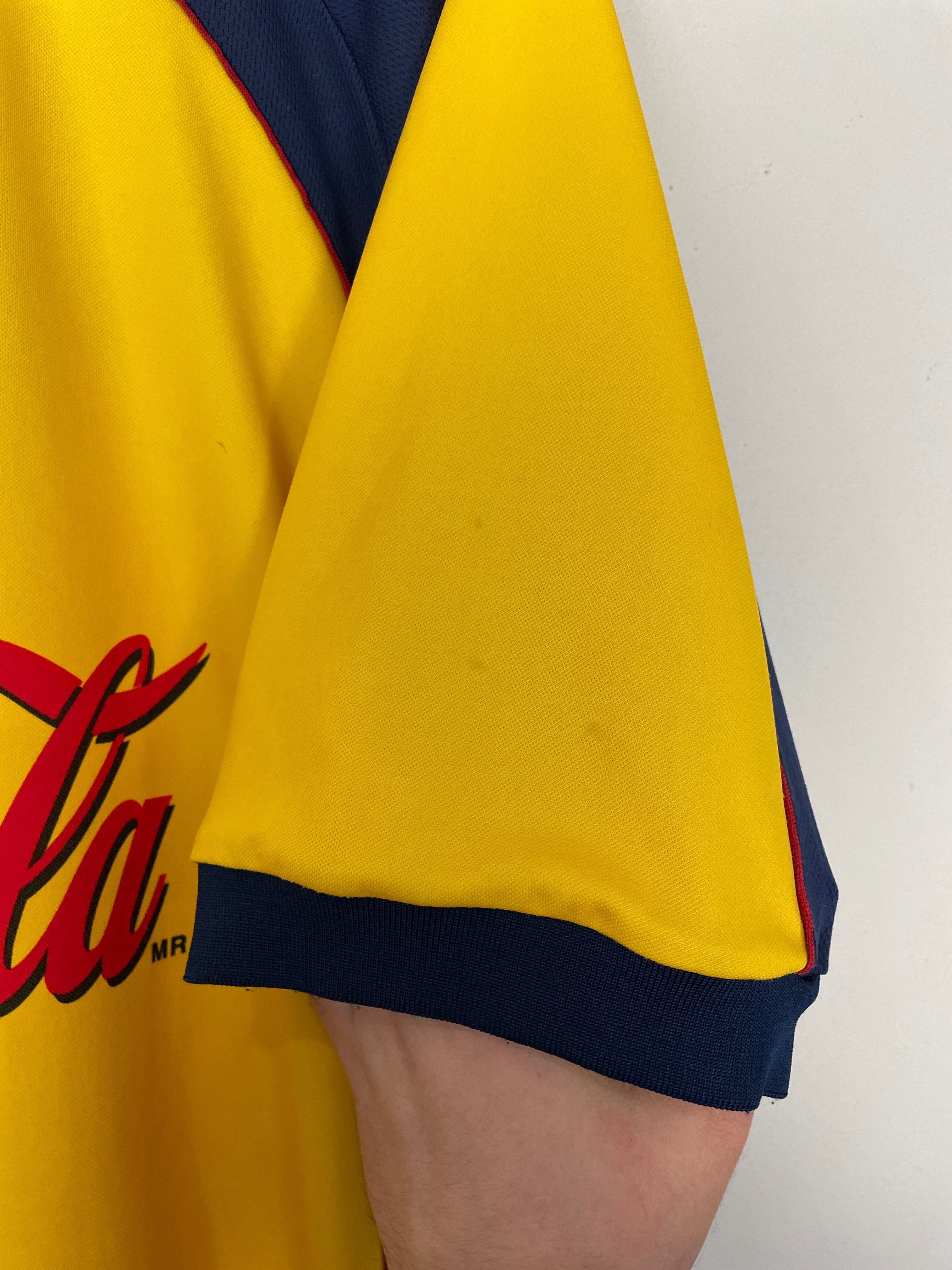 Shop 2001/02 CLUB AMERICA HOME SHIRT (XL) NIKE, classic football shirts, vintage football shirts & retro soccer jerseys at Cult Kits