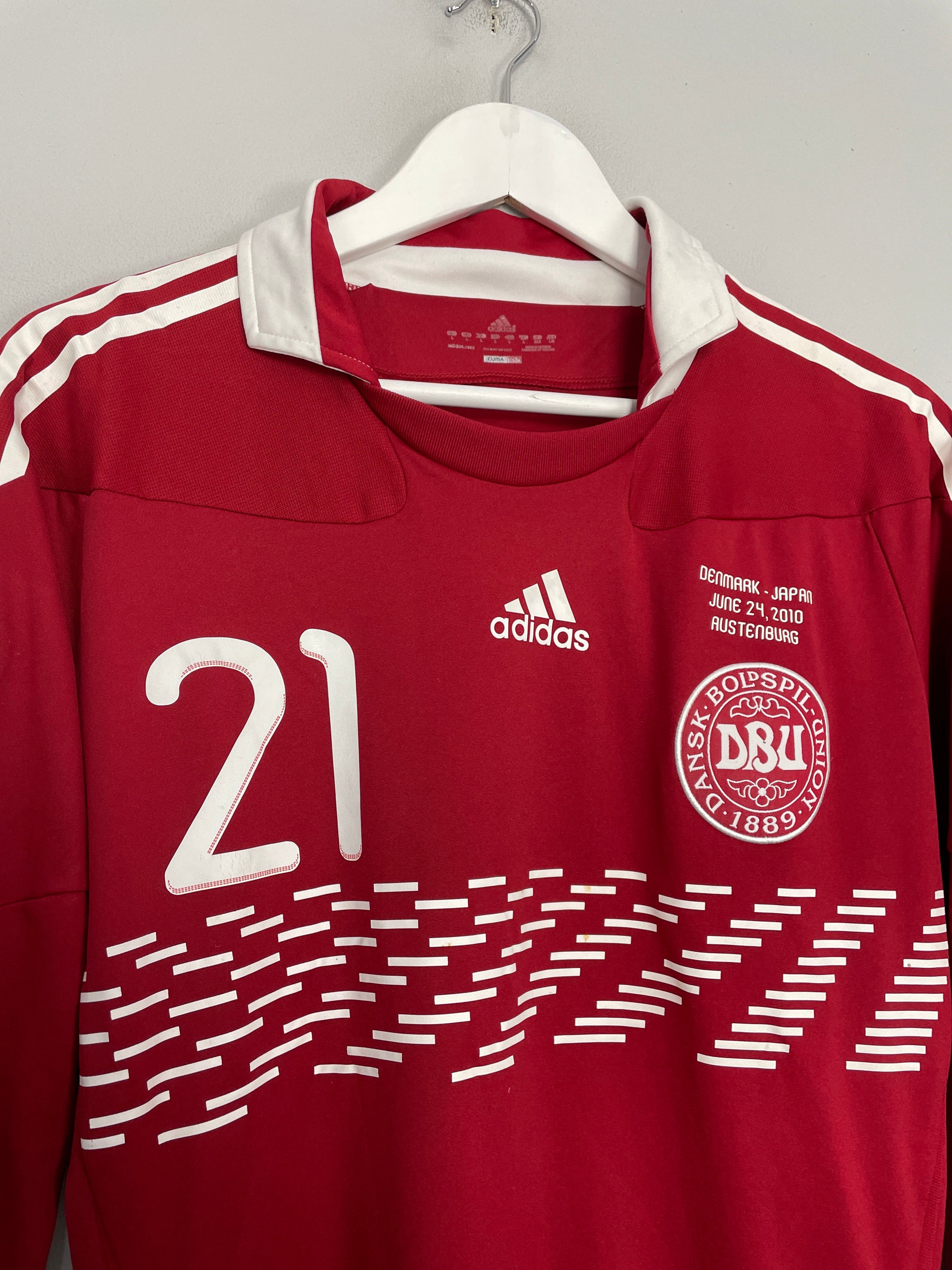 Shop 2010/11 DENMARK ERIKSEN #21 *MATCH ISSUE* HOME SHIRT (L) ADIDAS, classic football shirts, vintage football shirts & retro soccer jerseys at Cult Kits