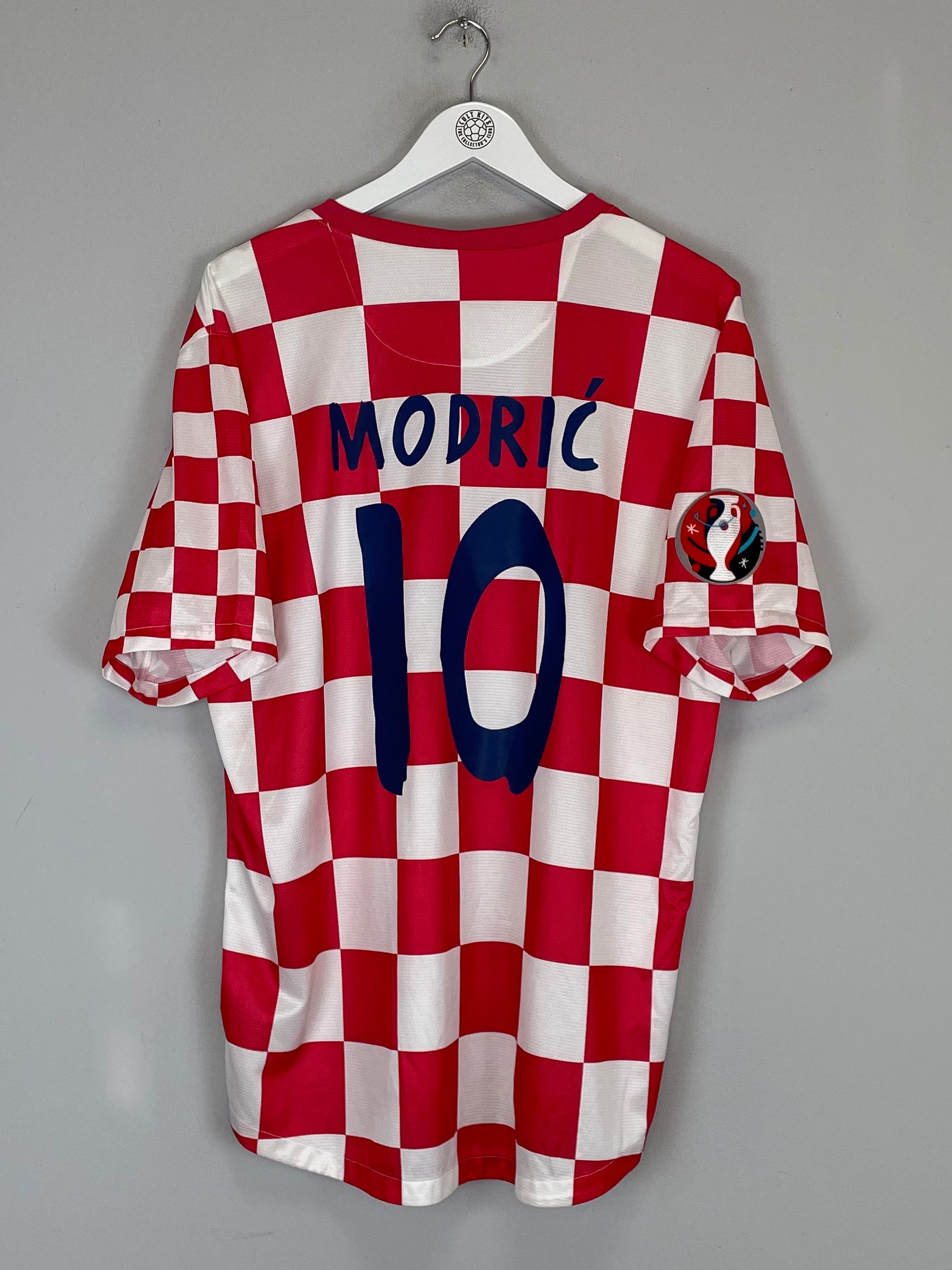 Shop 2012/13 CROATIA MODRIC #10 HOME SHIRT (XL) NIKE, classic football shirts, vintage football shirts & retro soccer jerseys at Cult Kits