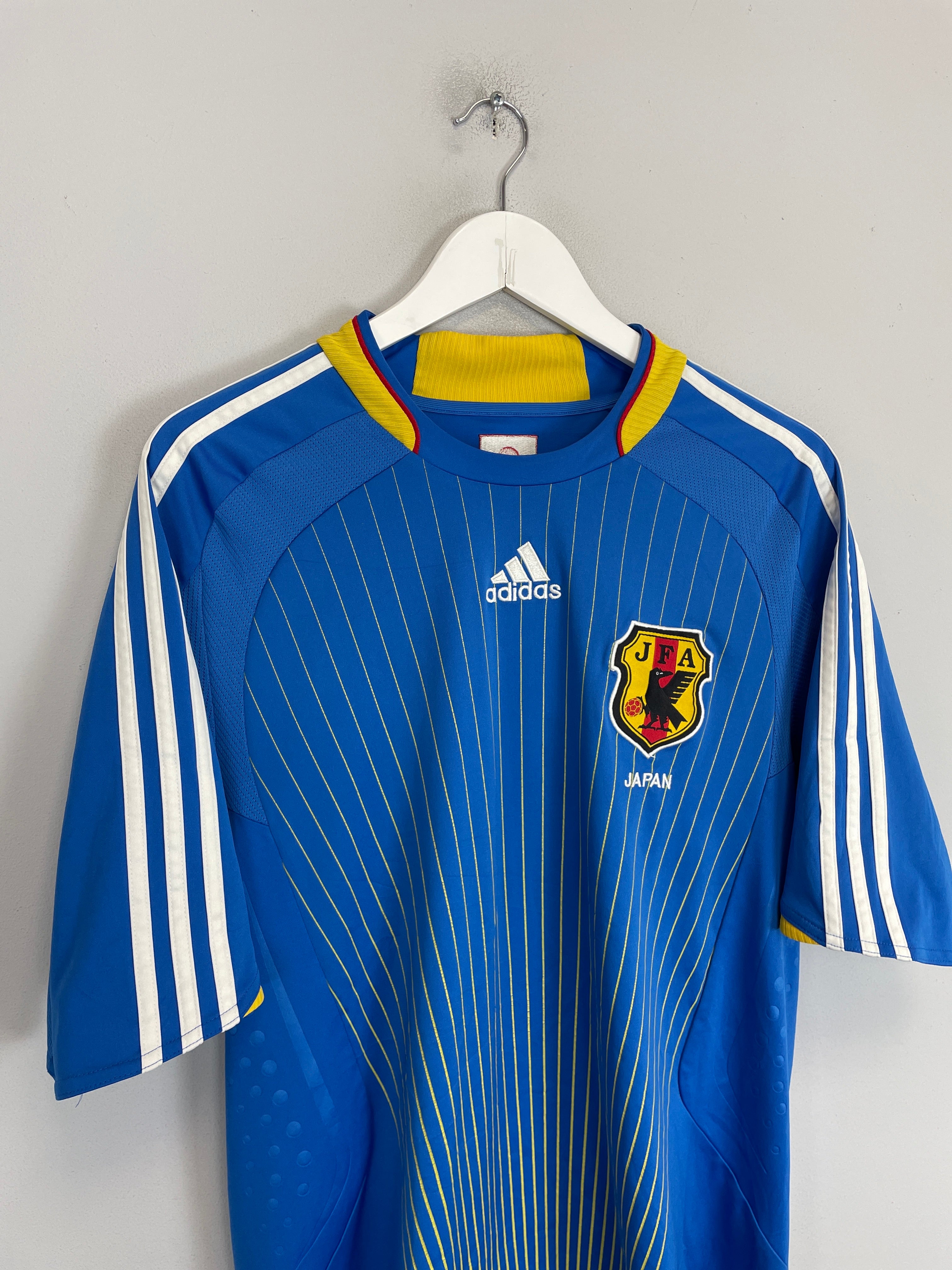 Shop 2008/09 JAPAN HOME SHIRT (L) ADIDAS, classic football shirts, vintage football shirts & retro soccer jerseys at Cult Kits