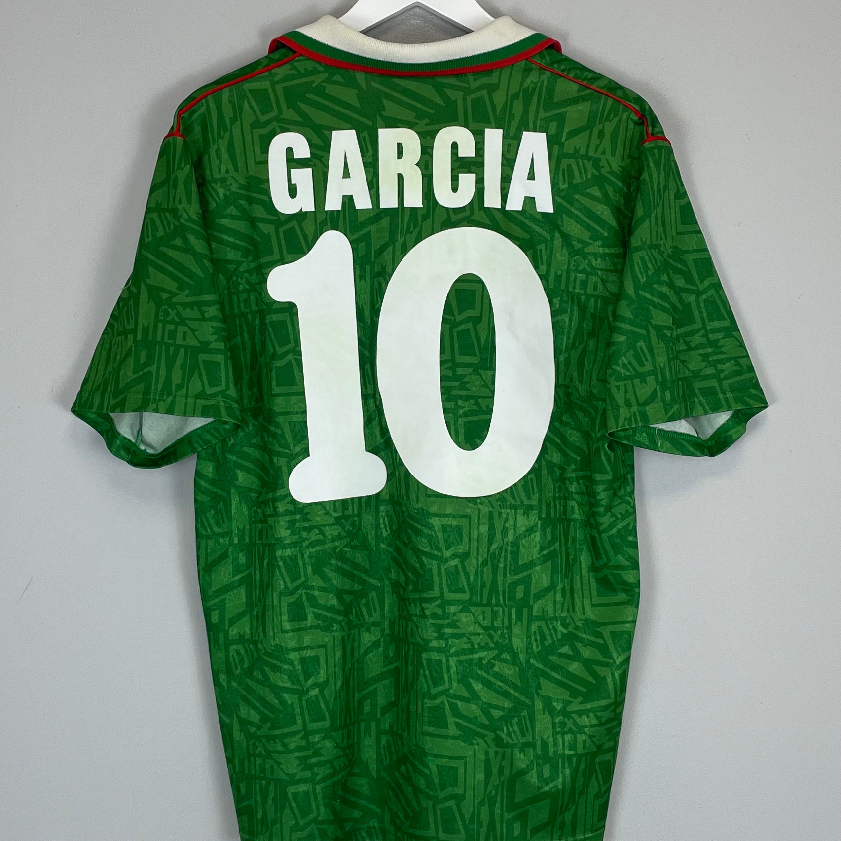 Shop 1994 MEXICO GARCIA #10 HOME SHIRT (L) UMBRO, classic football shirts, vintage football shirts & retro soccer jerseys at Cult Kits