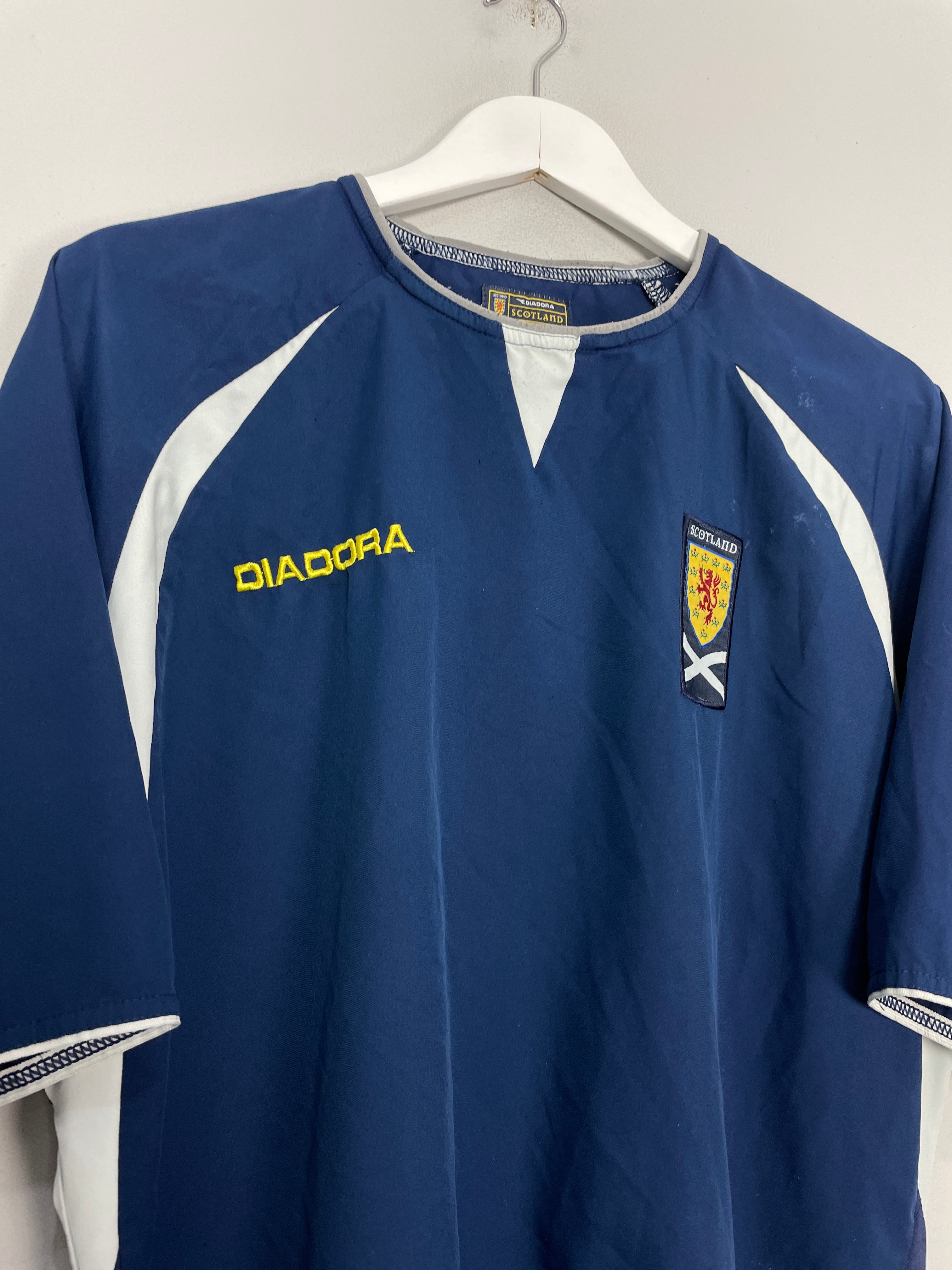 Shop 2003/05 SCOTLAND HOME SHIRT (L) DIADORA, classic football shirts, vintage football shirts & retro soccer jerseys at Cult Kits