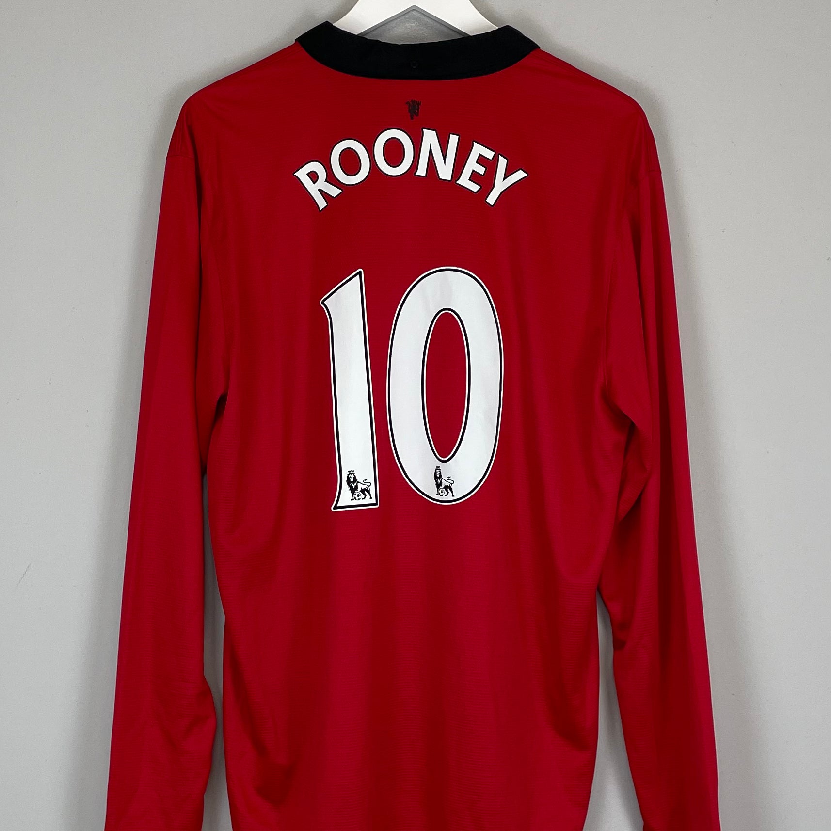 Shop 2013/14 MANCHESTER UNITED ROONEY #10 L/S HOME SHIRT (XL) NIKE, classic football shirts, vintage football shirts & retro soccer jerseys at Cult Kits